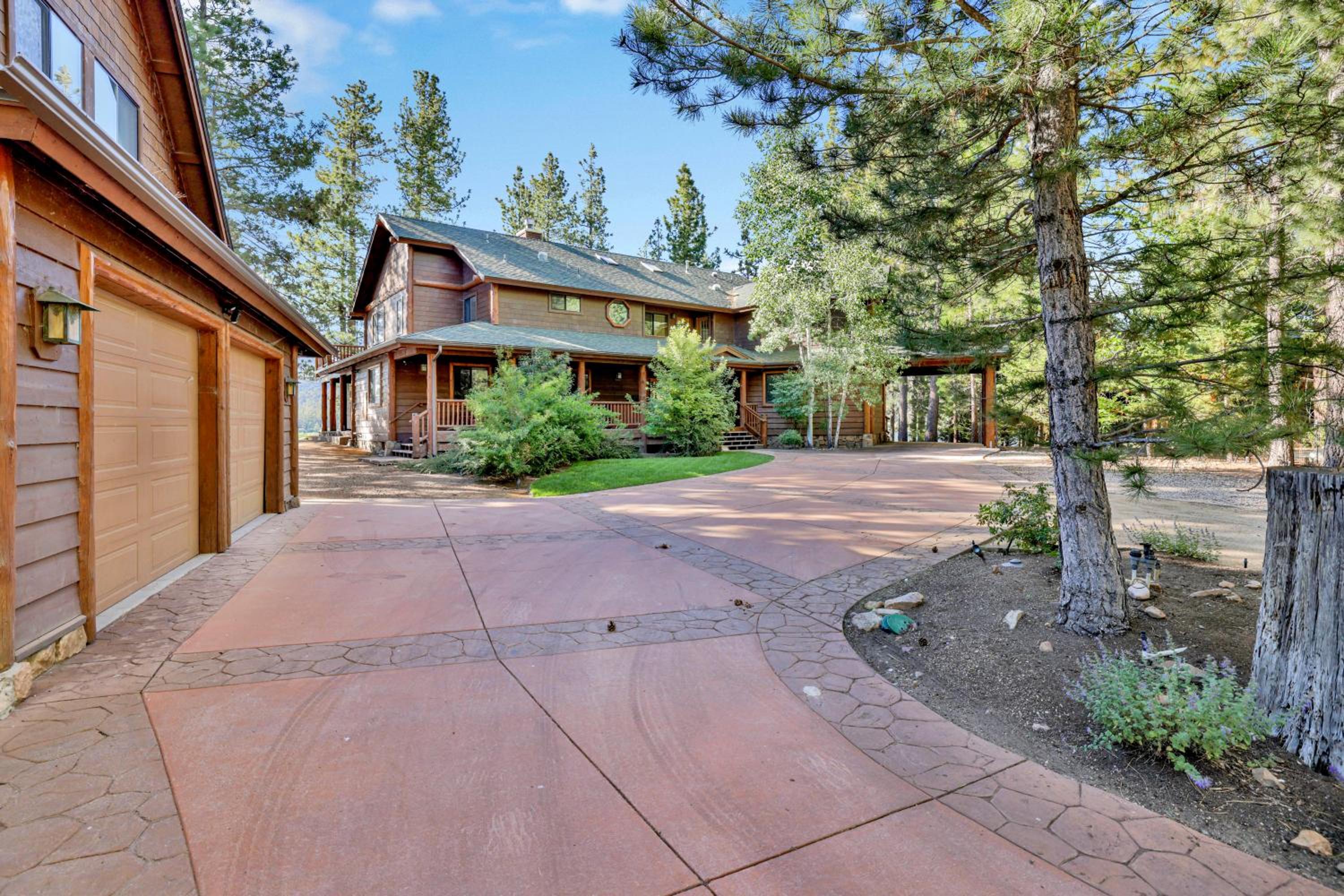 Eagle point lake house #2471