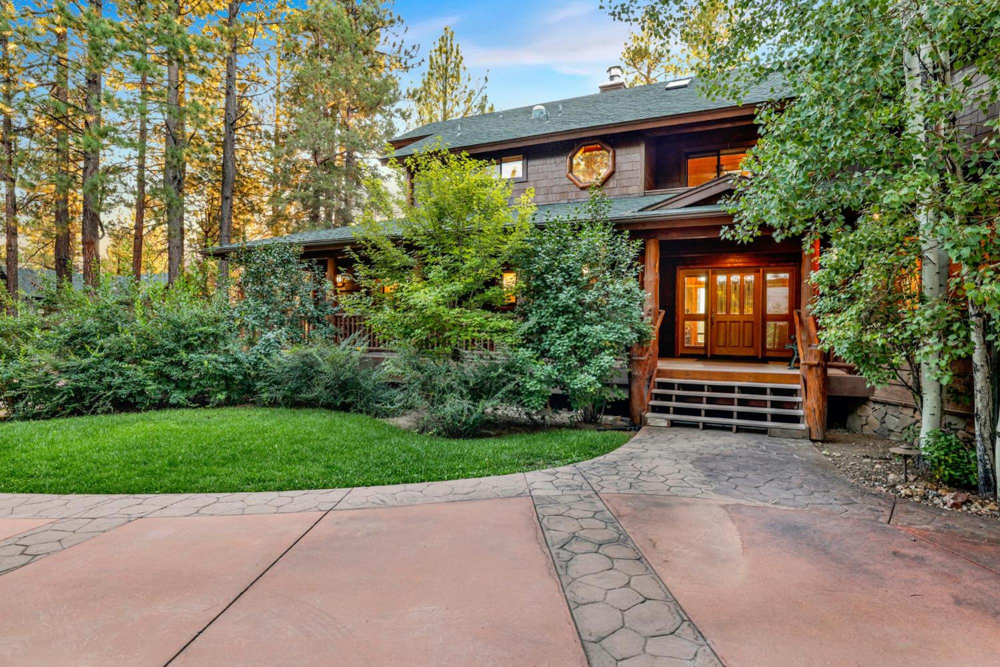 Eagle point lake house #2471