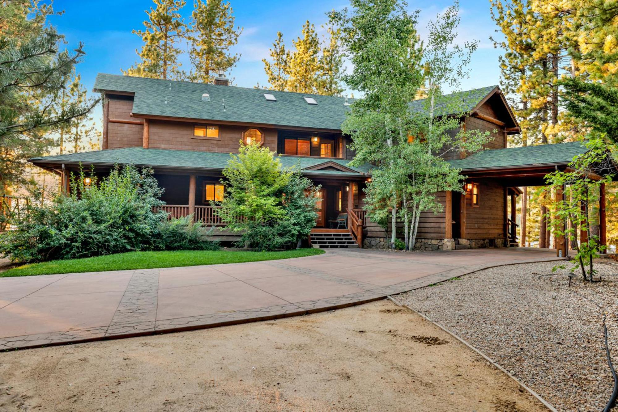 Eagle point lake house #2471