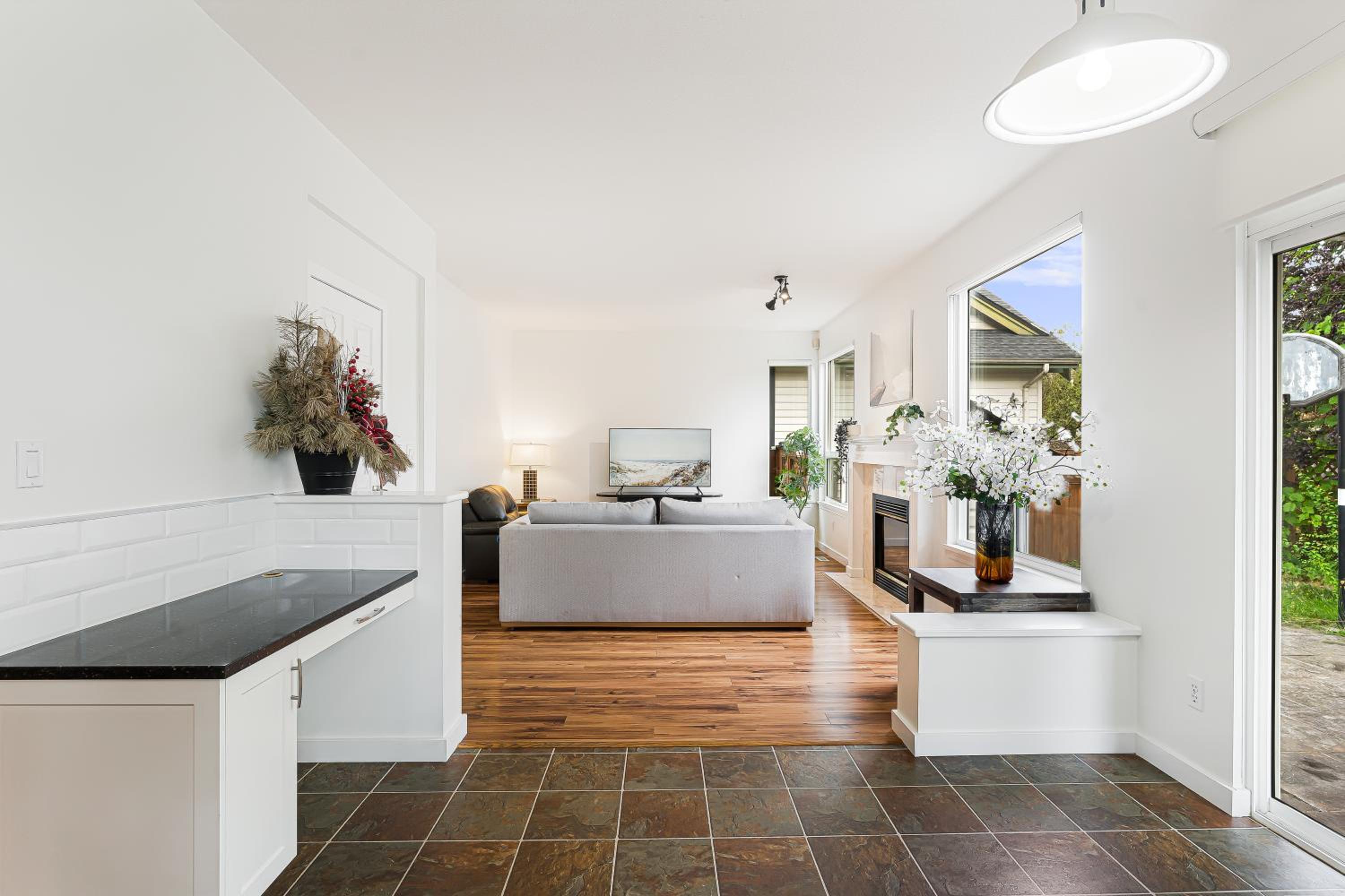 Spacious 4br Home in Fleetwood, with Free Parking - Property Image 21