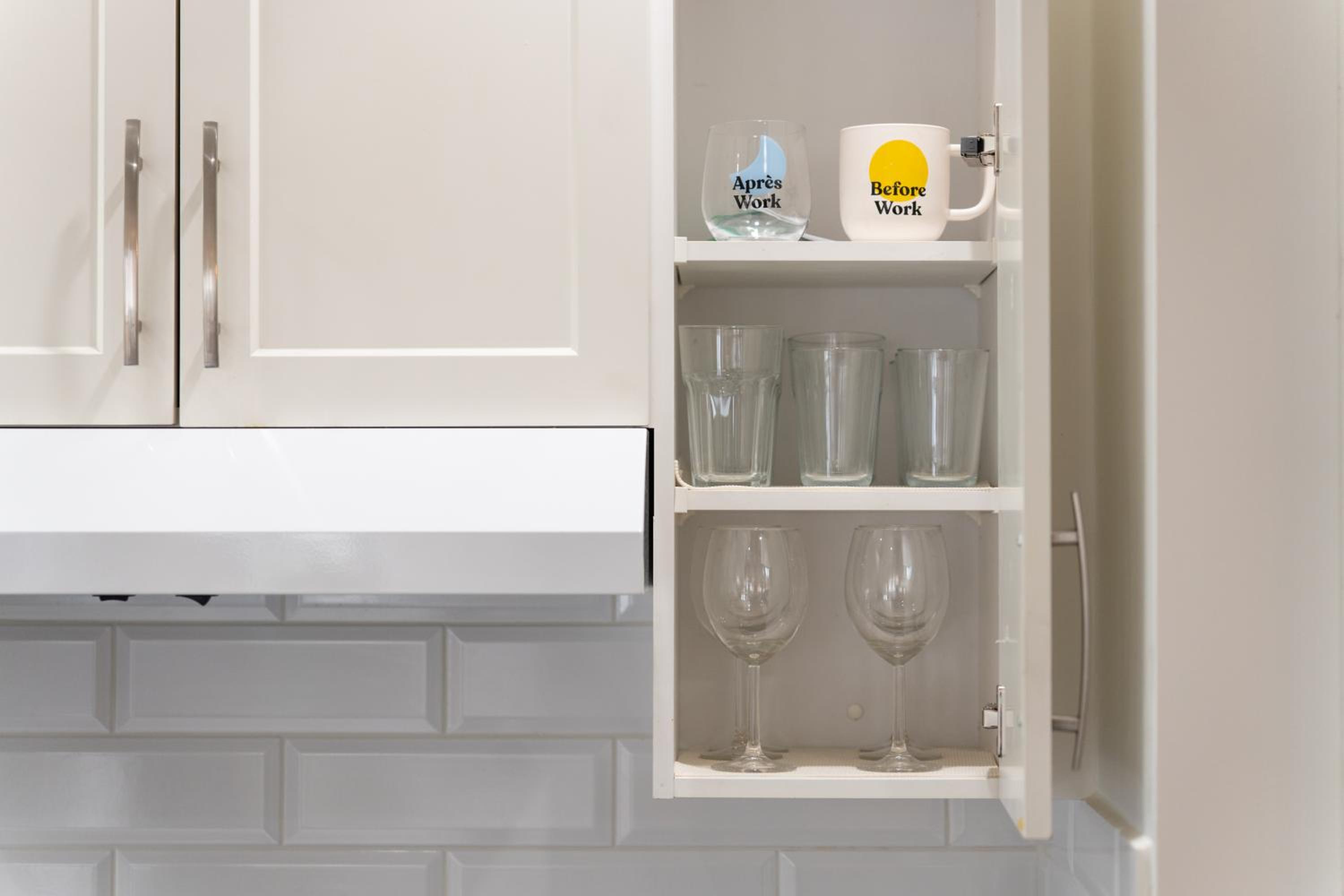 Spacious 4br Home in Fleetwood, with Free Parking - Property Image 13