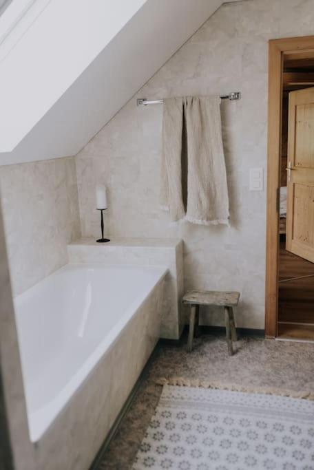 Familien-Chalet am Alpstein für Gruppen bis 12 Personen und Familien, Appenzell Premium Privatunterkunft im Ski- und Wandergebiet Hoher Kasten