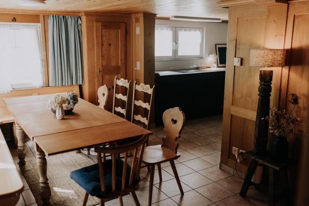 Familien-Chalet am Alpstein für Gruppen bis 12 Personen und Familien, Appenzell Premium Privatunterkunft im Ski- und Wandergebiet Hoher Kasten