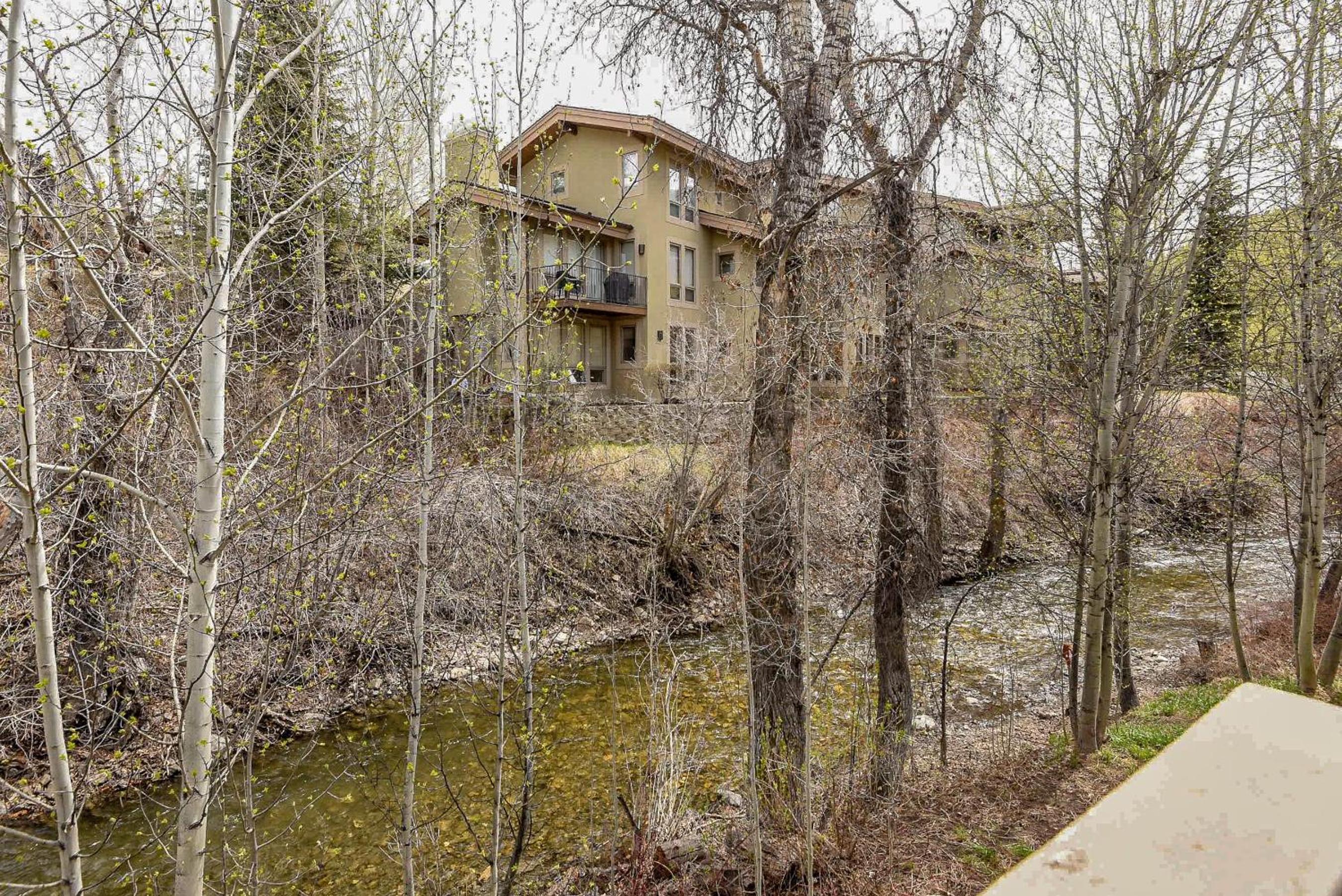 Bridgepoint Condo 24 view 4