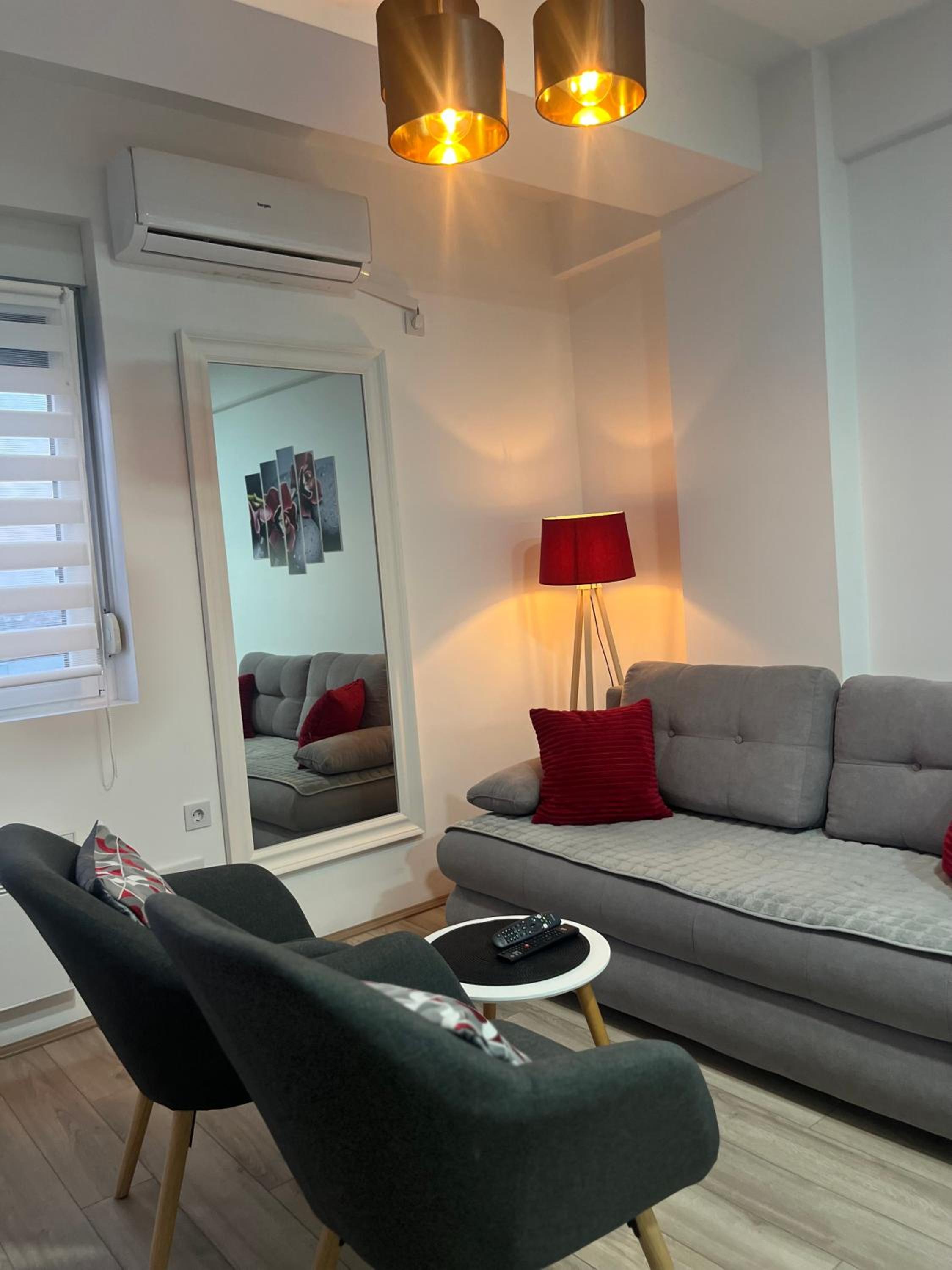 R Lux Apartman Jagodina Akva Park view 2