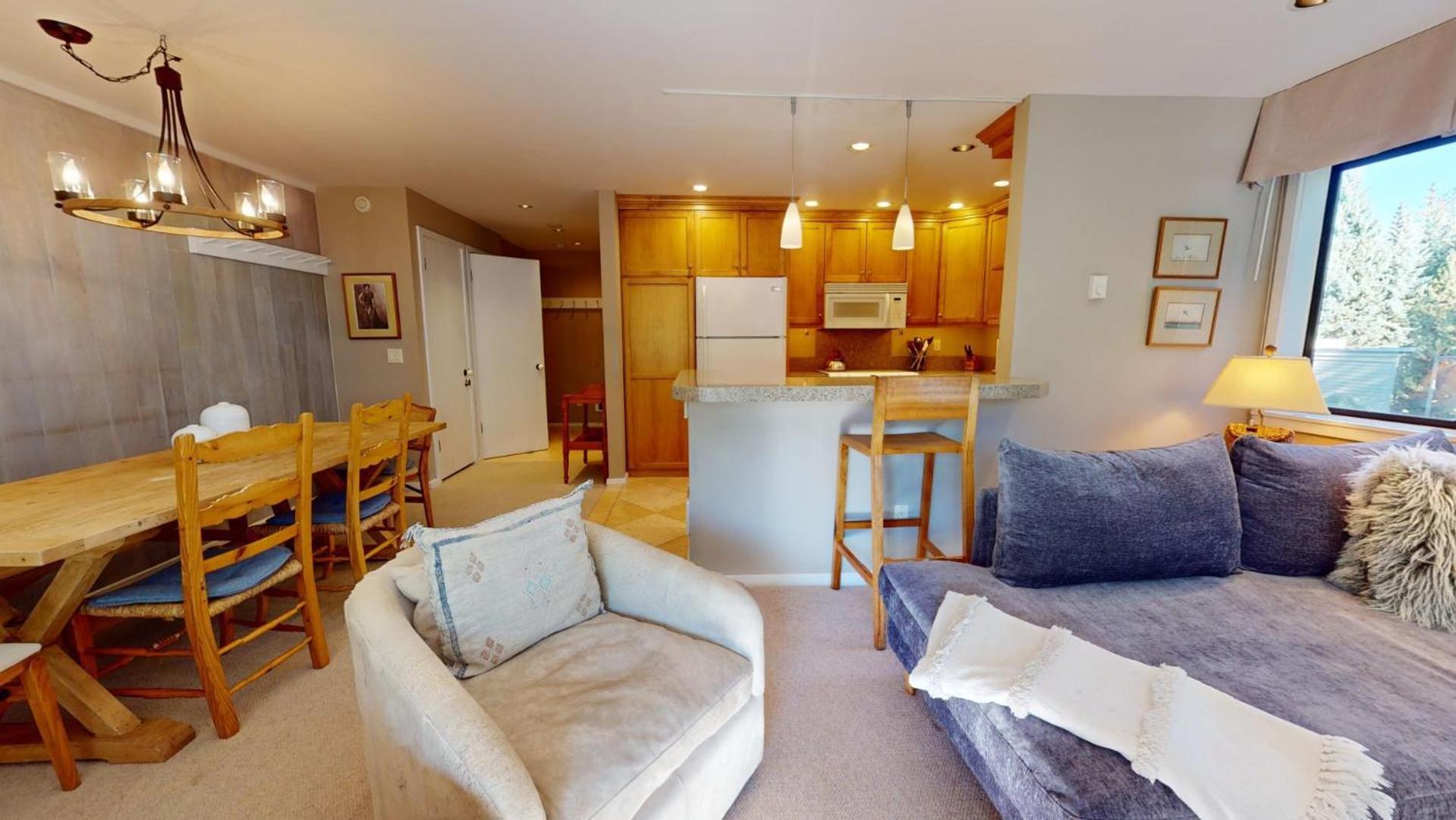 Ketchum Vacations - Cottonwood Condo 1413 - Property Image 3