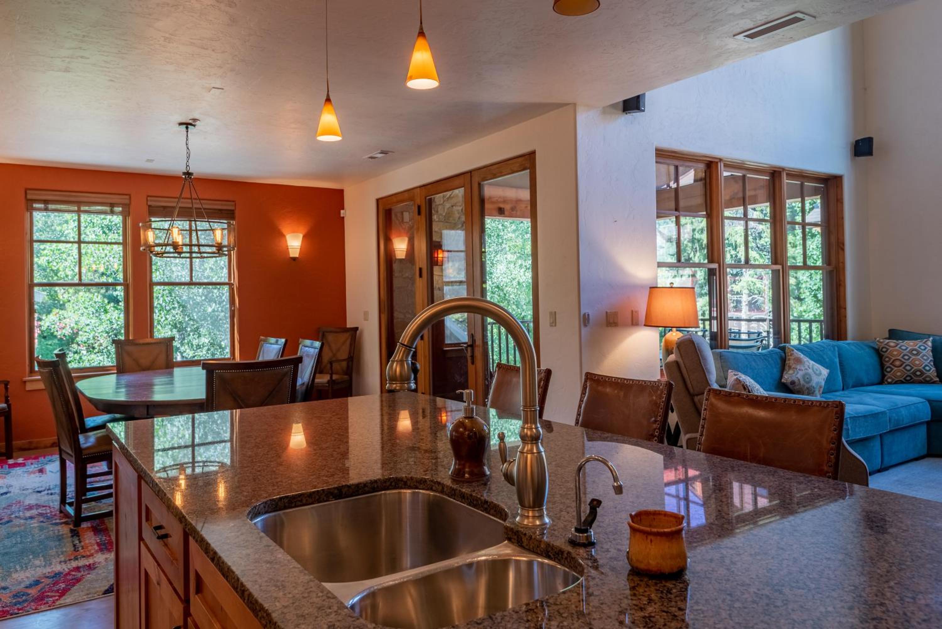 Ketchum Vacations - The Timbers O-3 Bedroom - Property Image 31