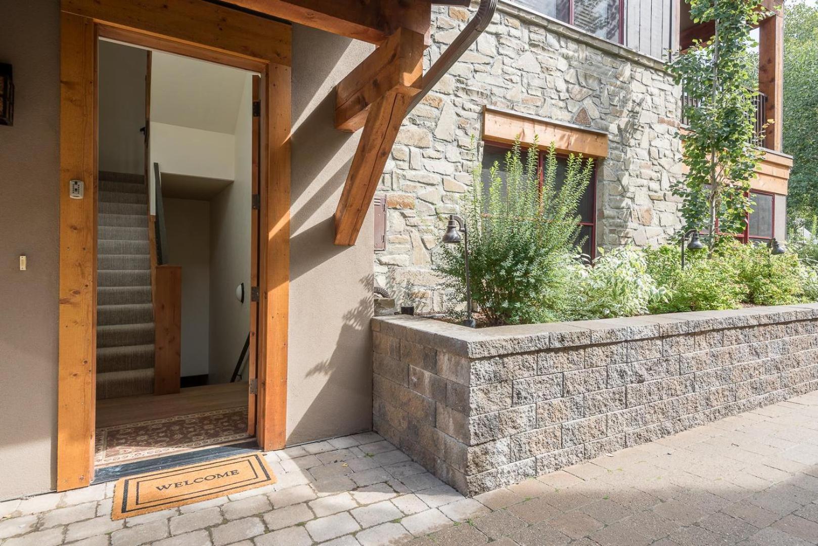 Ketchum Vacations - The Timbers O-3 Bedroom - Property Image 1