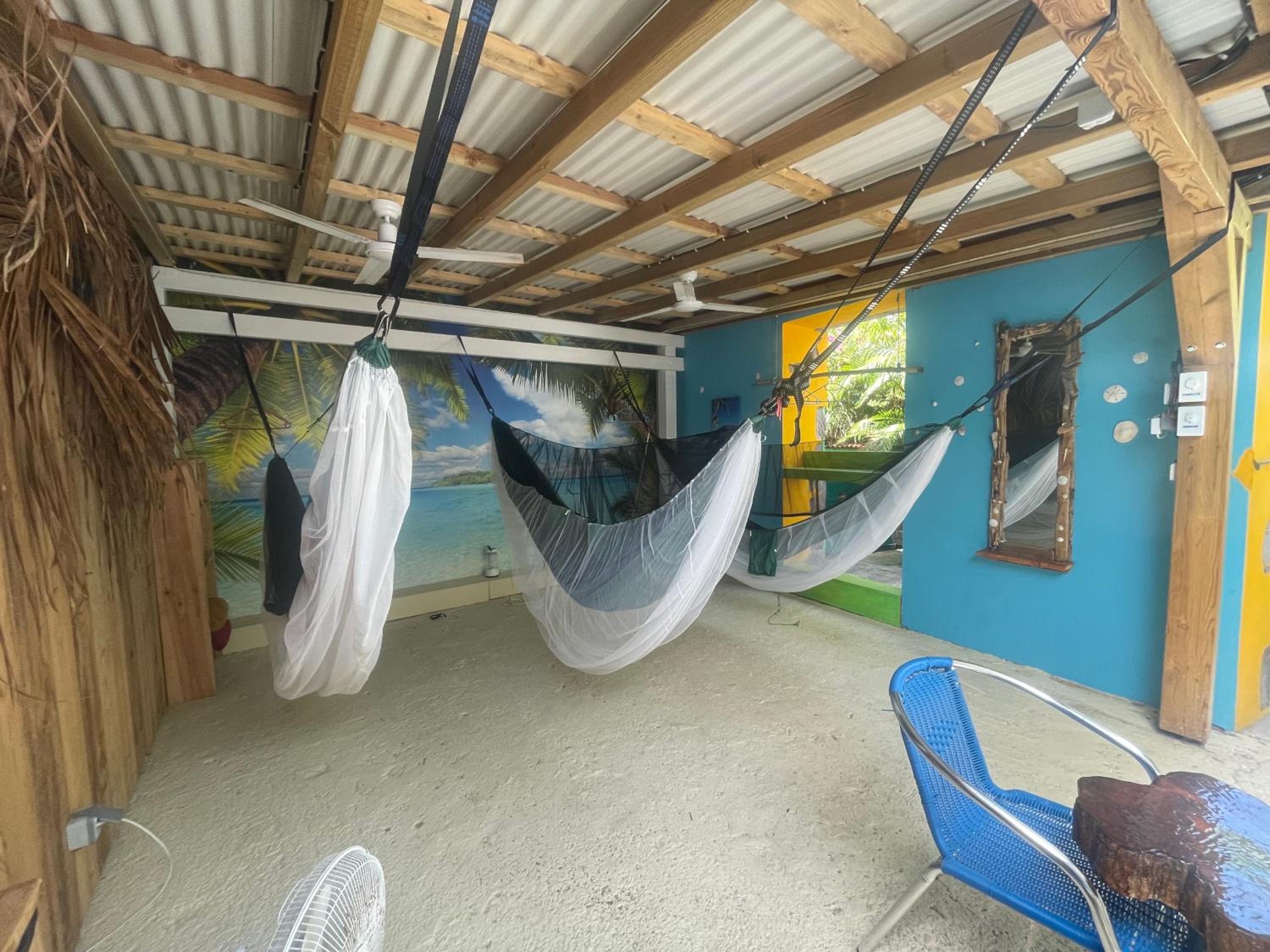LES HAMACS AUX SAINTES BIS