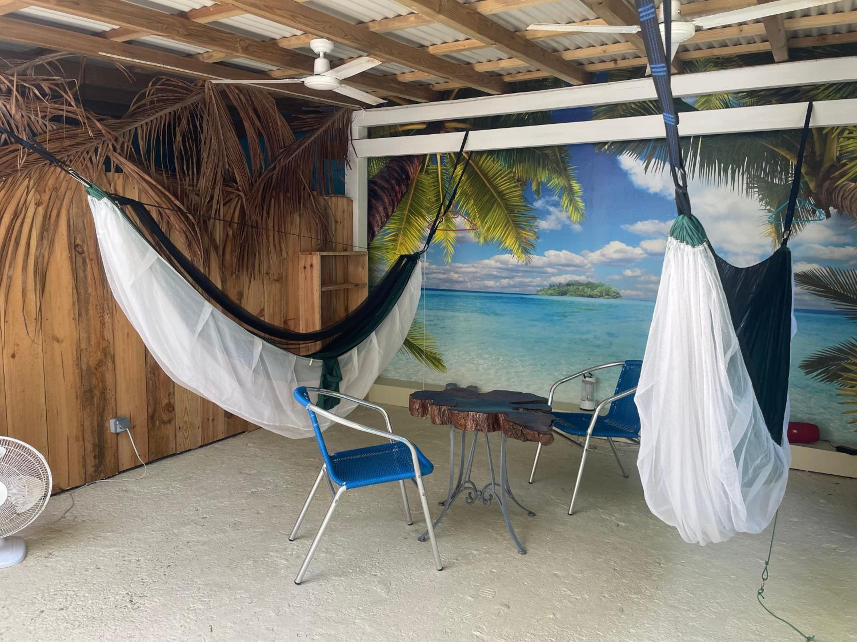 LES HAMACS AUX SAINTES BIS