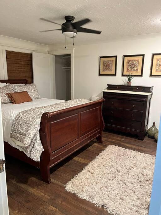 Laurel Vacations - Jenny's Cottage WPool 3 Blocks from Downtown - Property Image 3