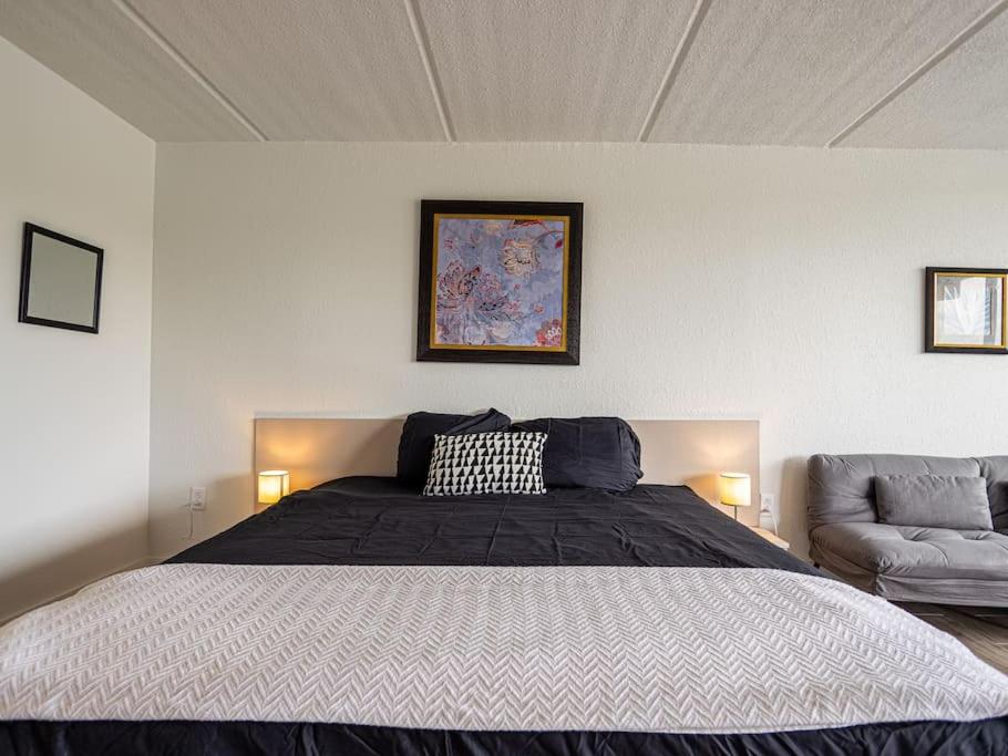 Relax & Enjoy 1BR Home Near Disney Parks With Lake view view 5