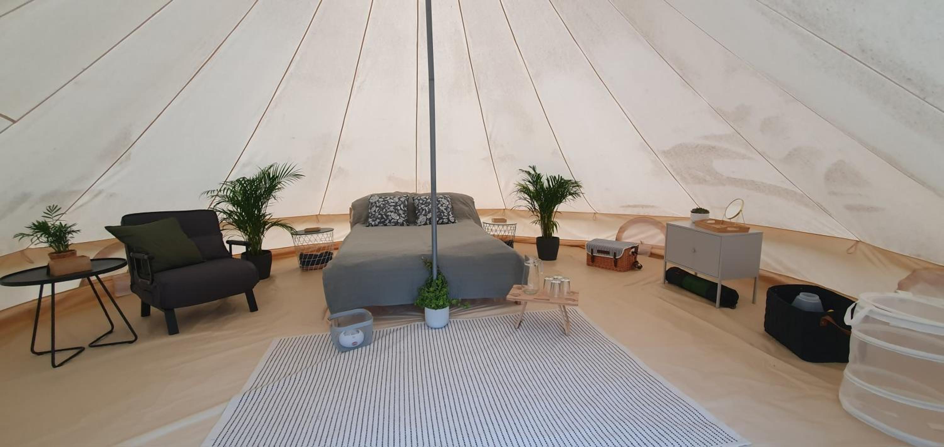 Wild Glamping in the Vienna Alps