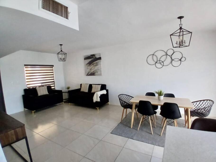 Casa en Sector Exclusivo en Ciudad Juarez, Chihuahua