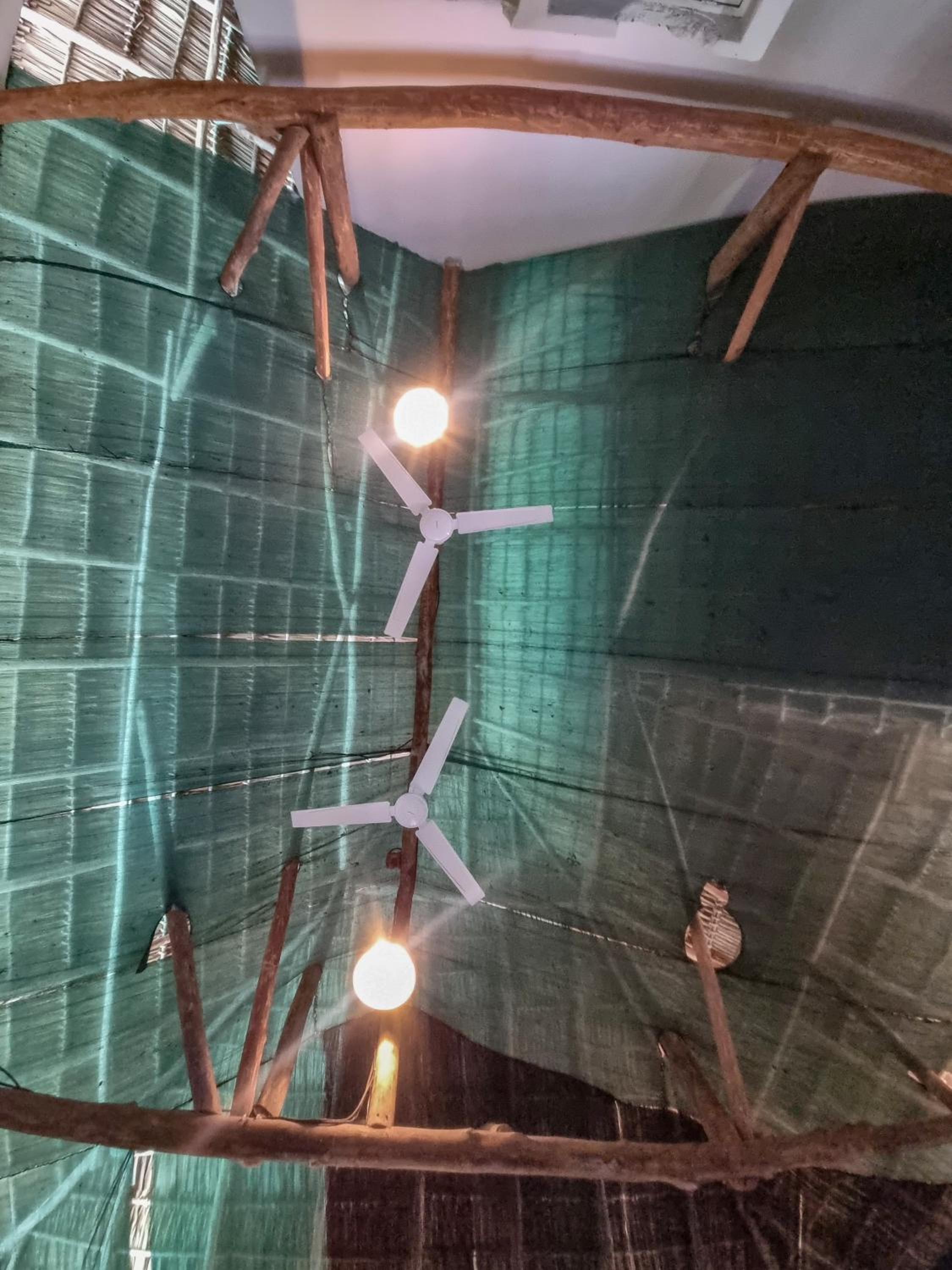 Casa de Olas - Eco Rustic Hostel