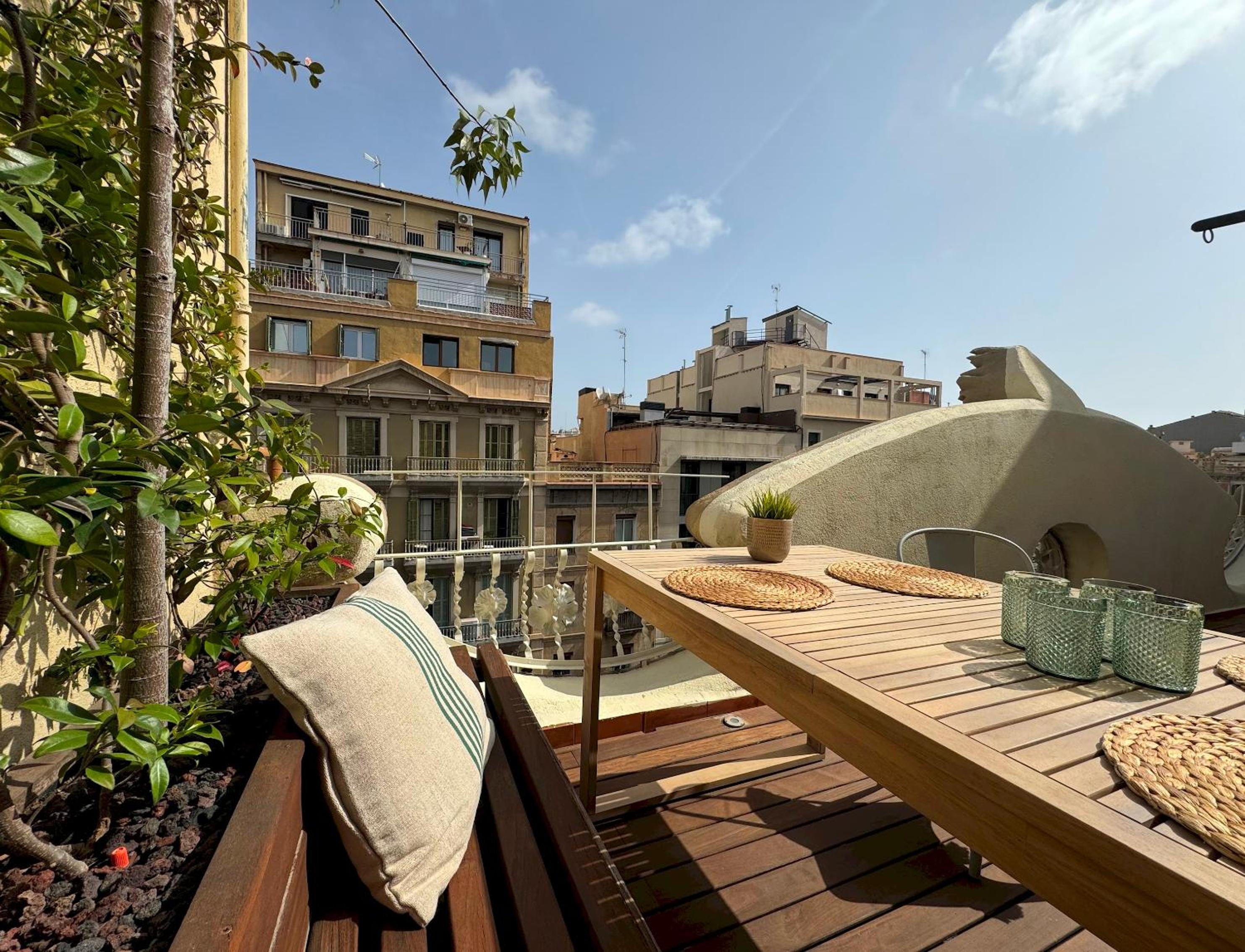 Modernist Gem Penthouse