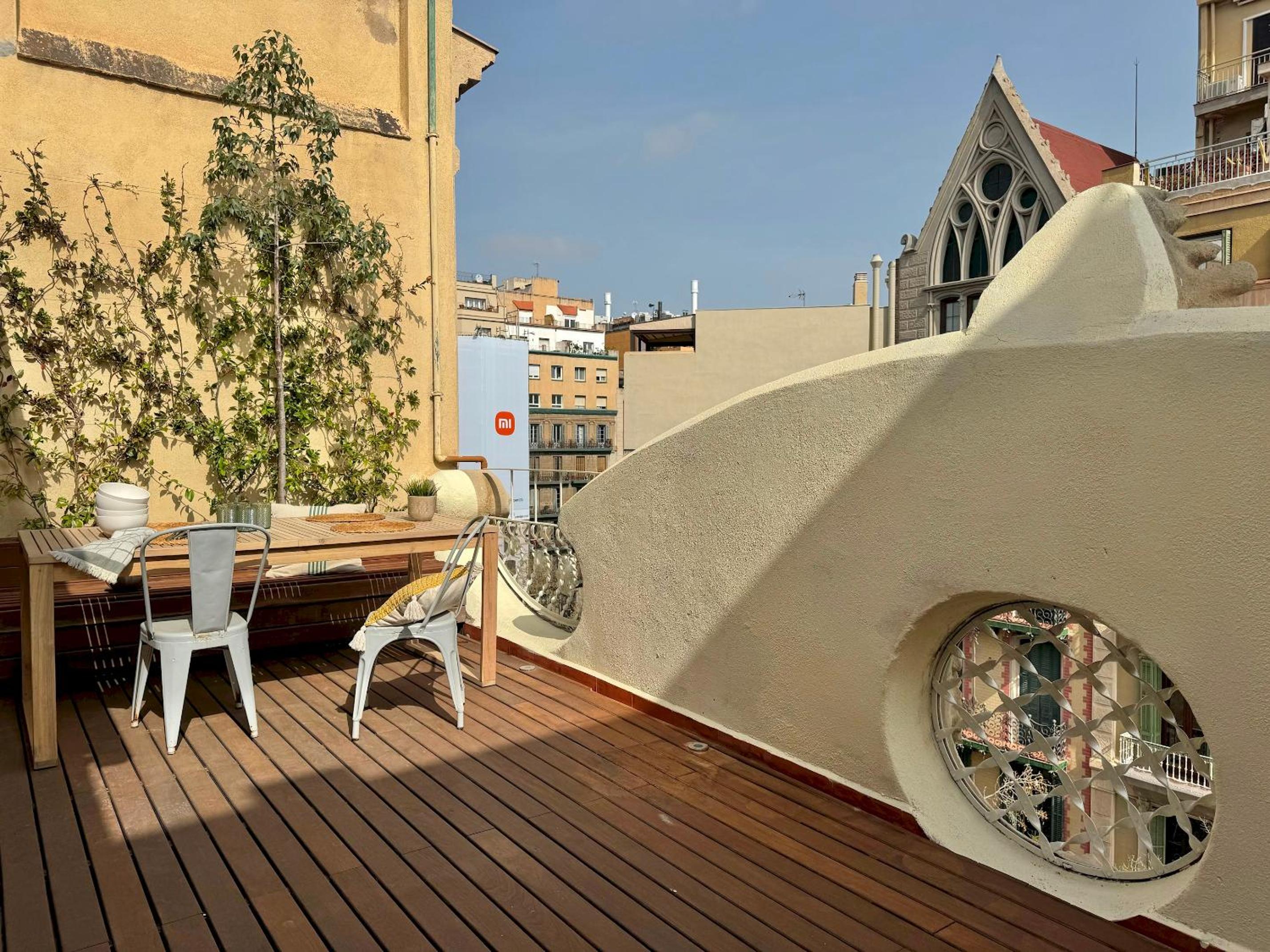 Modernist Gem Penthouse