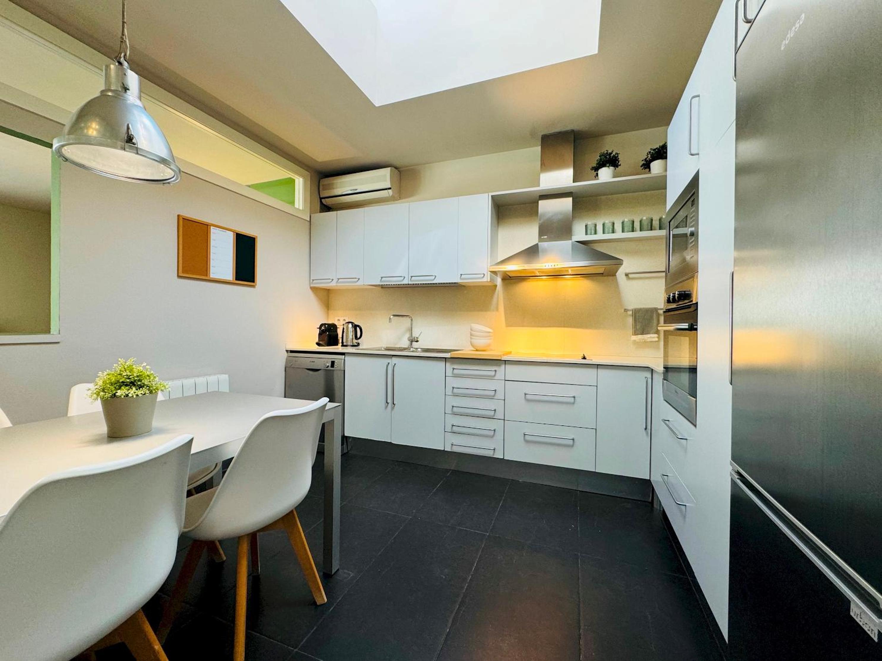 Modernist Gem Penthouse