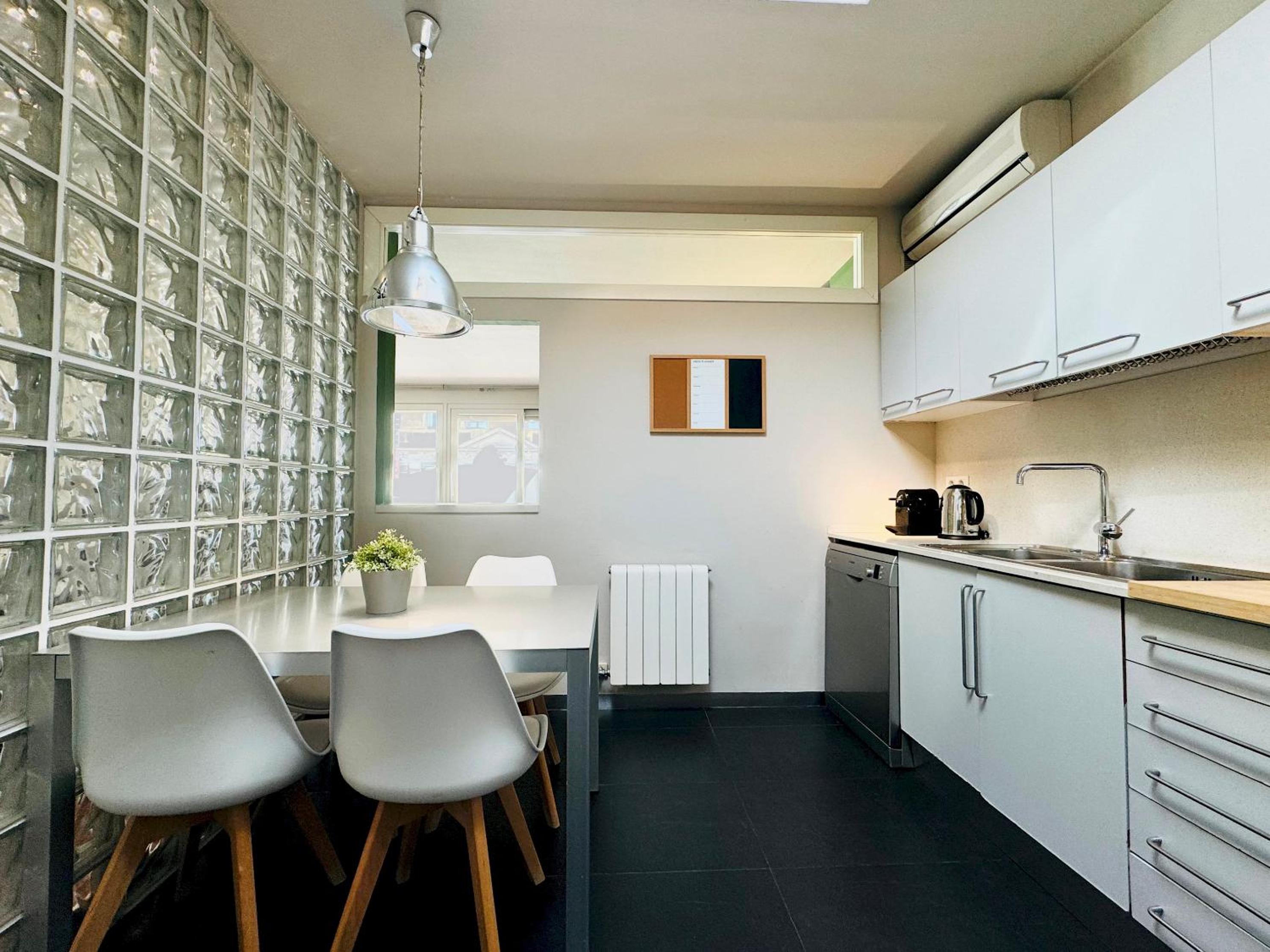 Modernist Gem Penthouse