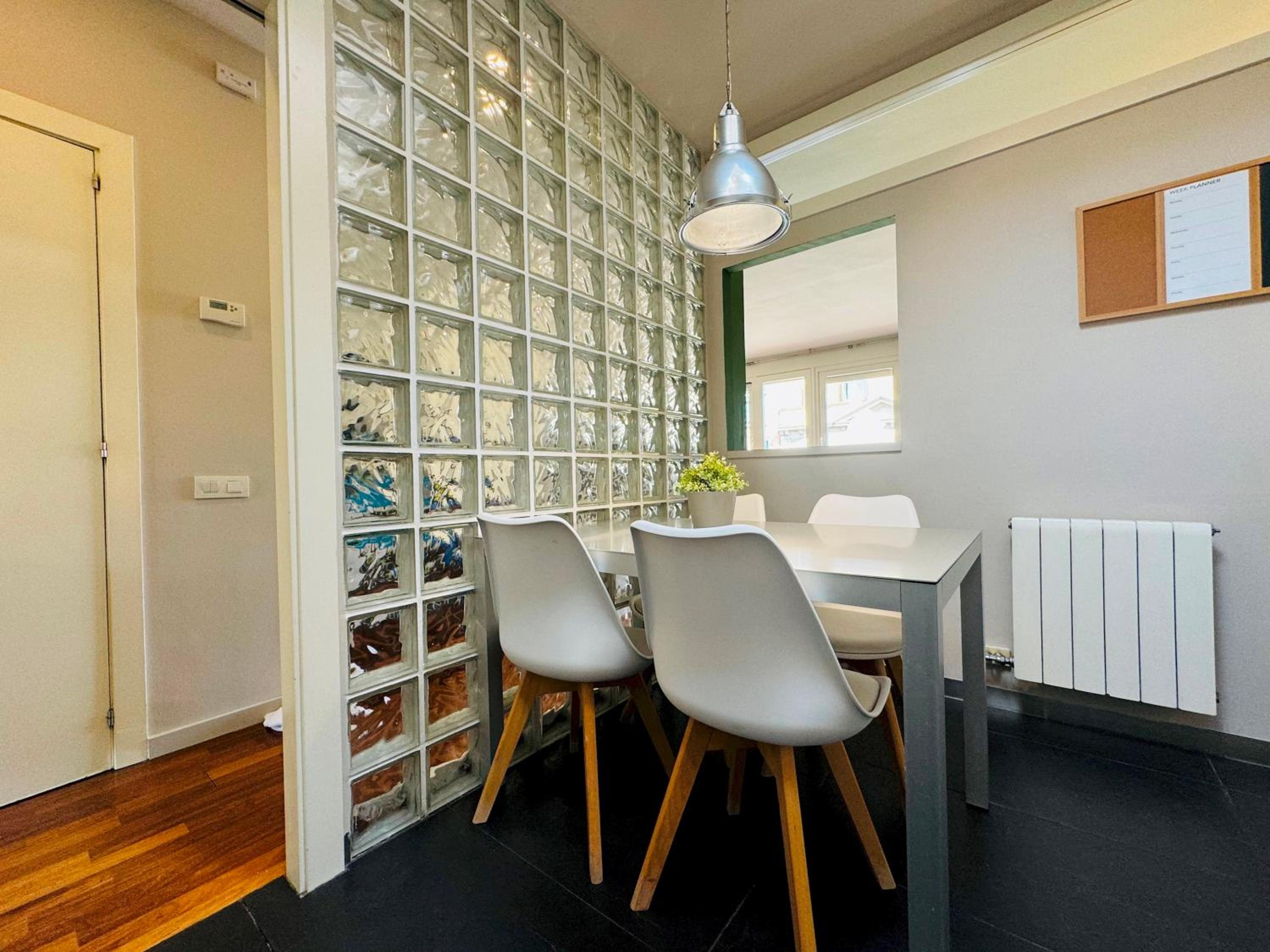Modernist Gem Penthouse