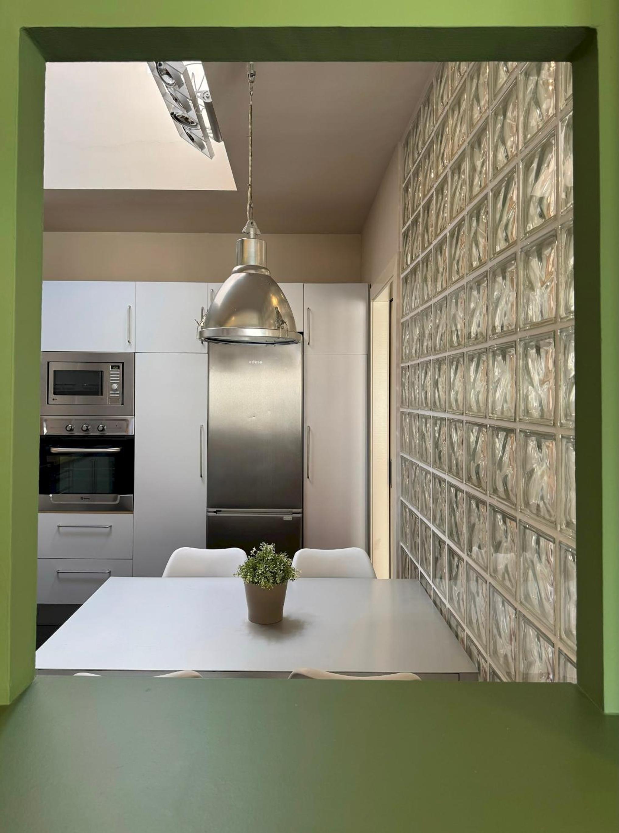 Modernist Gem Penthouse