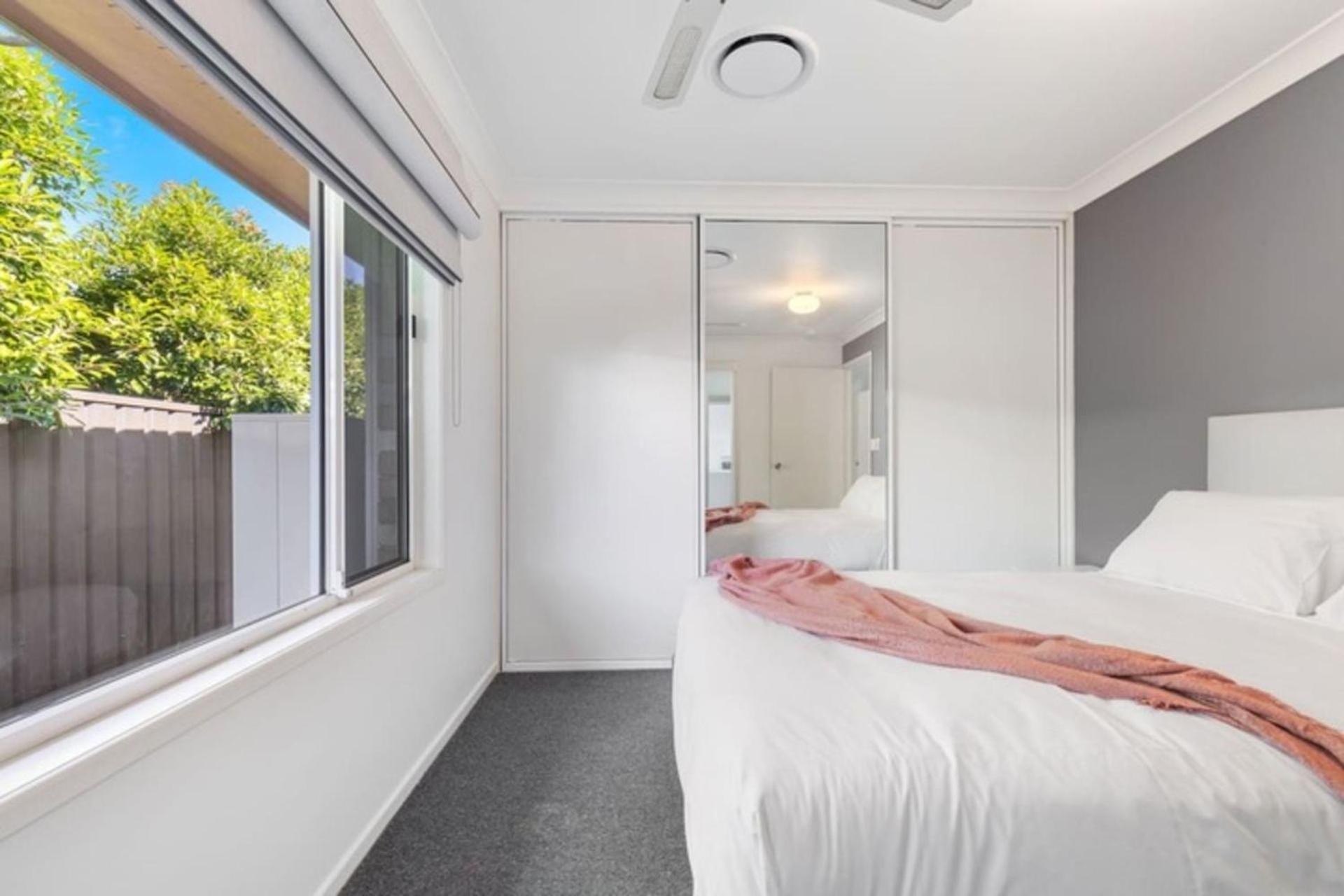 Oceanside Escape in Point Vernon