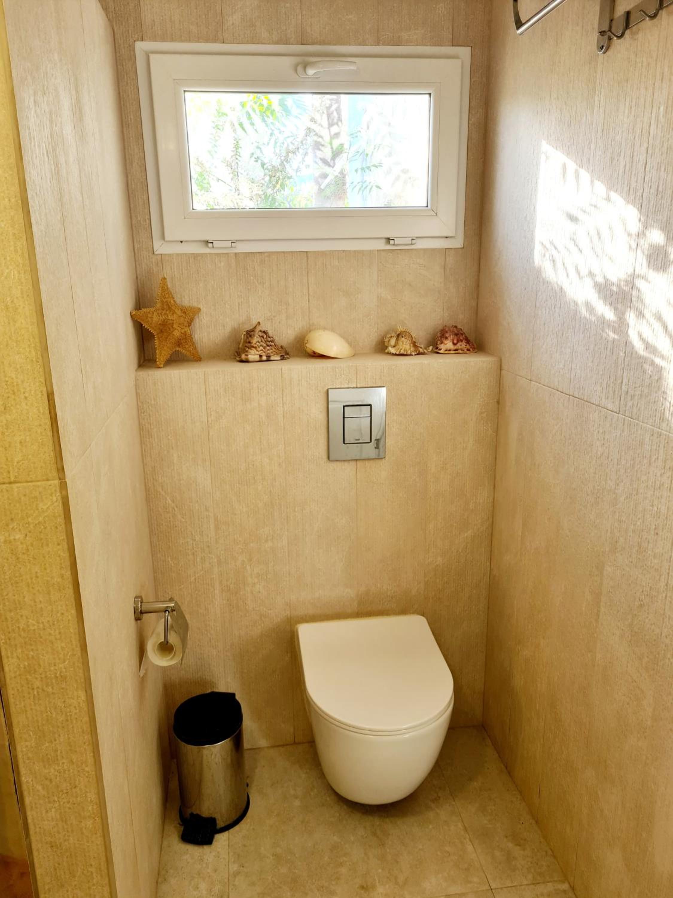 RDR Apartments
