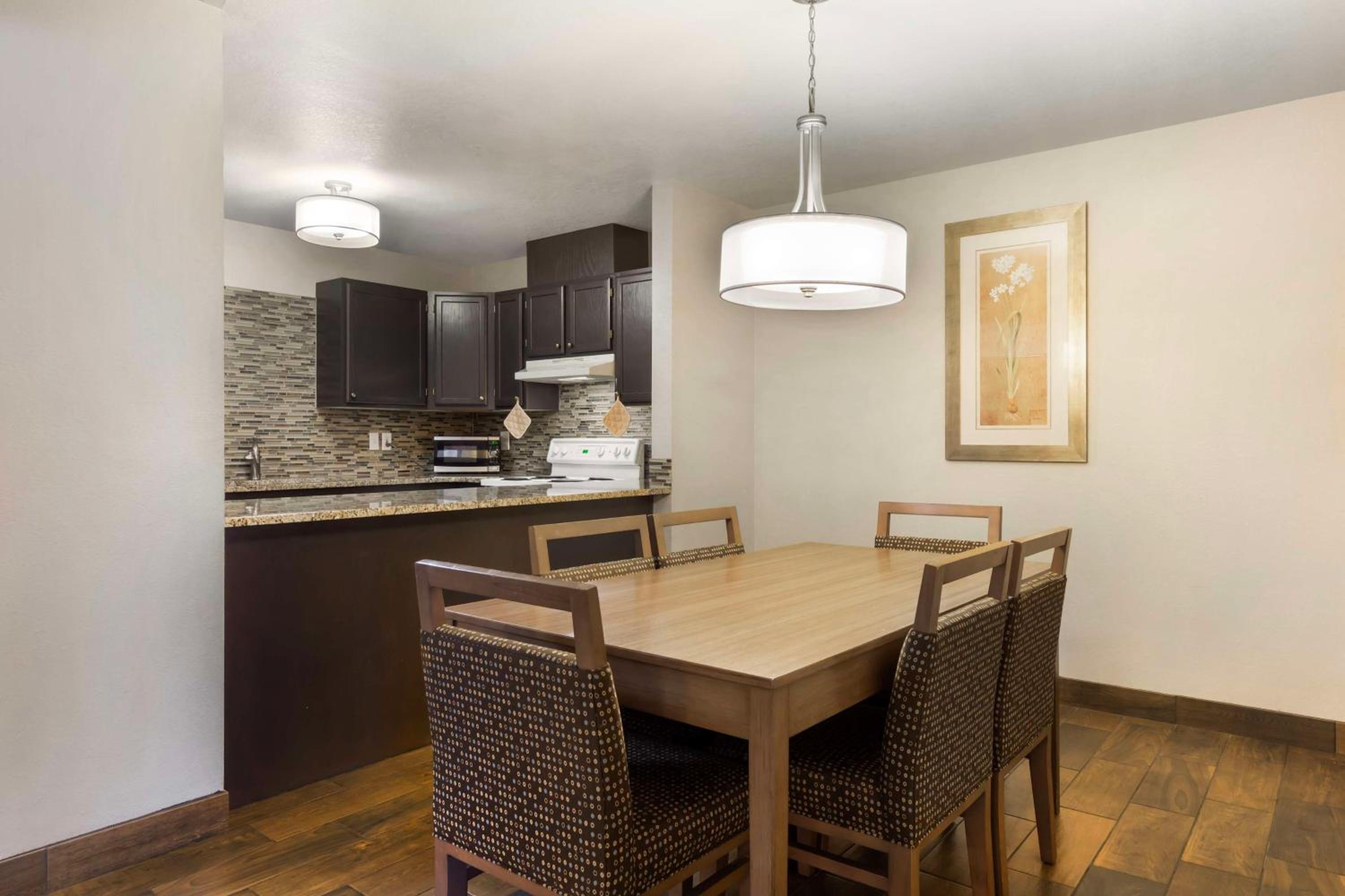 Best Western Plus Yakima Hotel