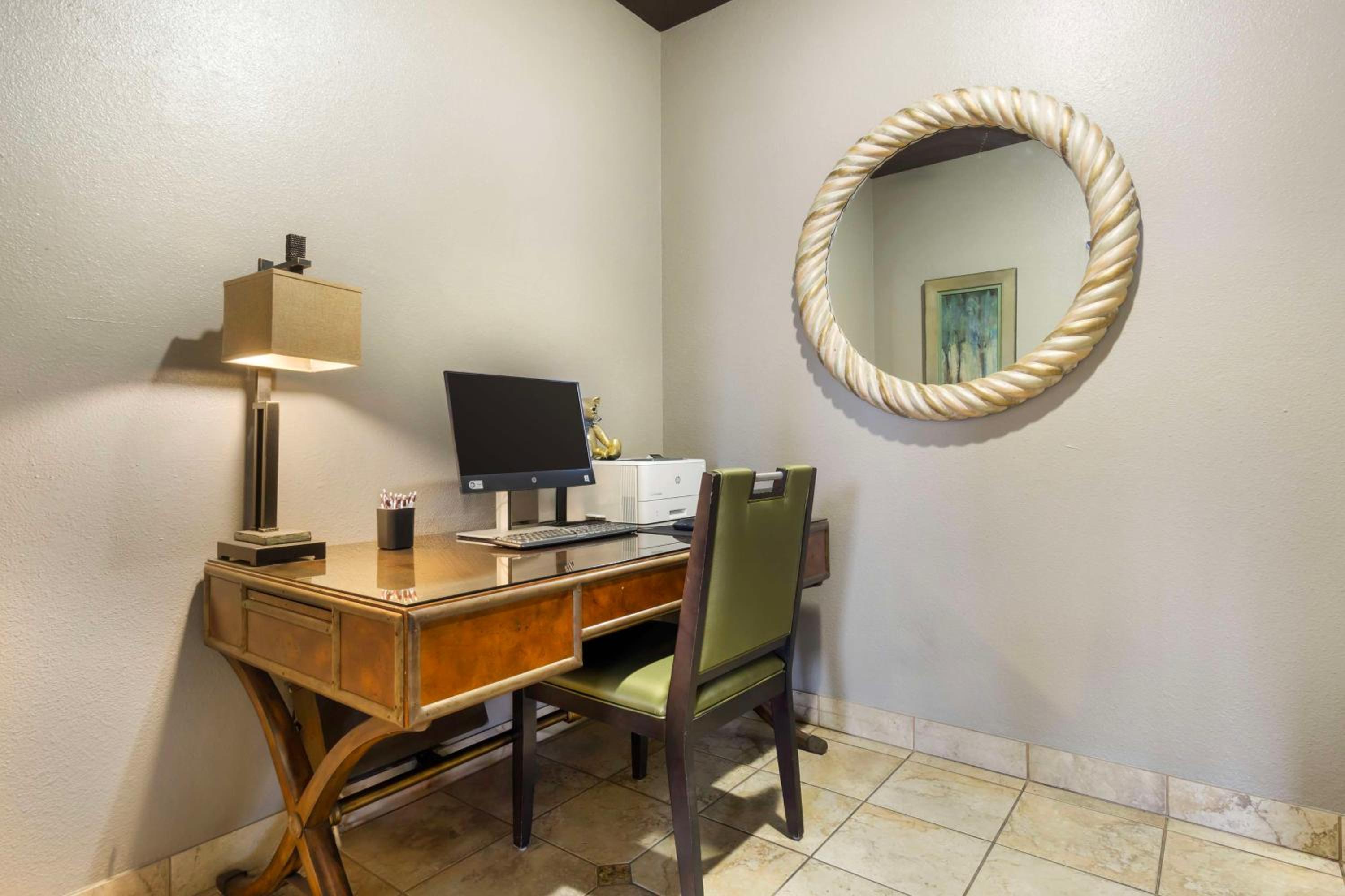 Best Western Plus Yakima Hotel