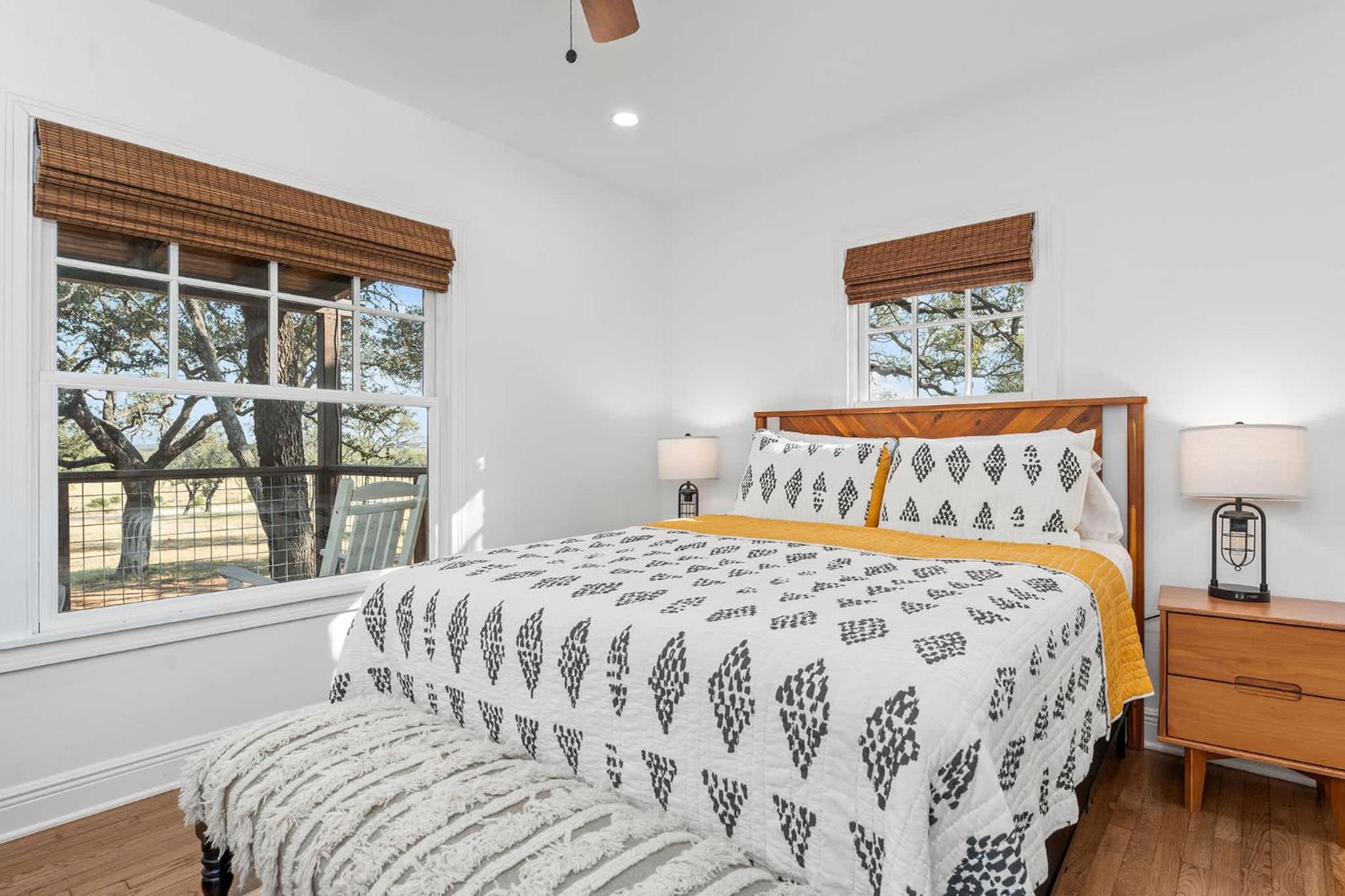 Ab Astris - Starry Night Cottage 2 view 5