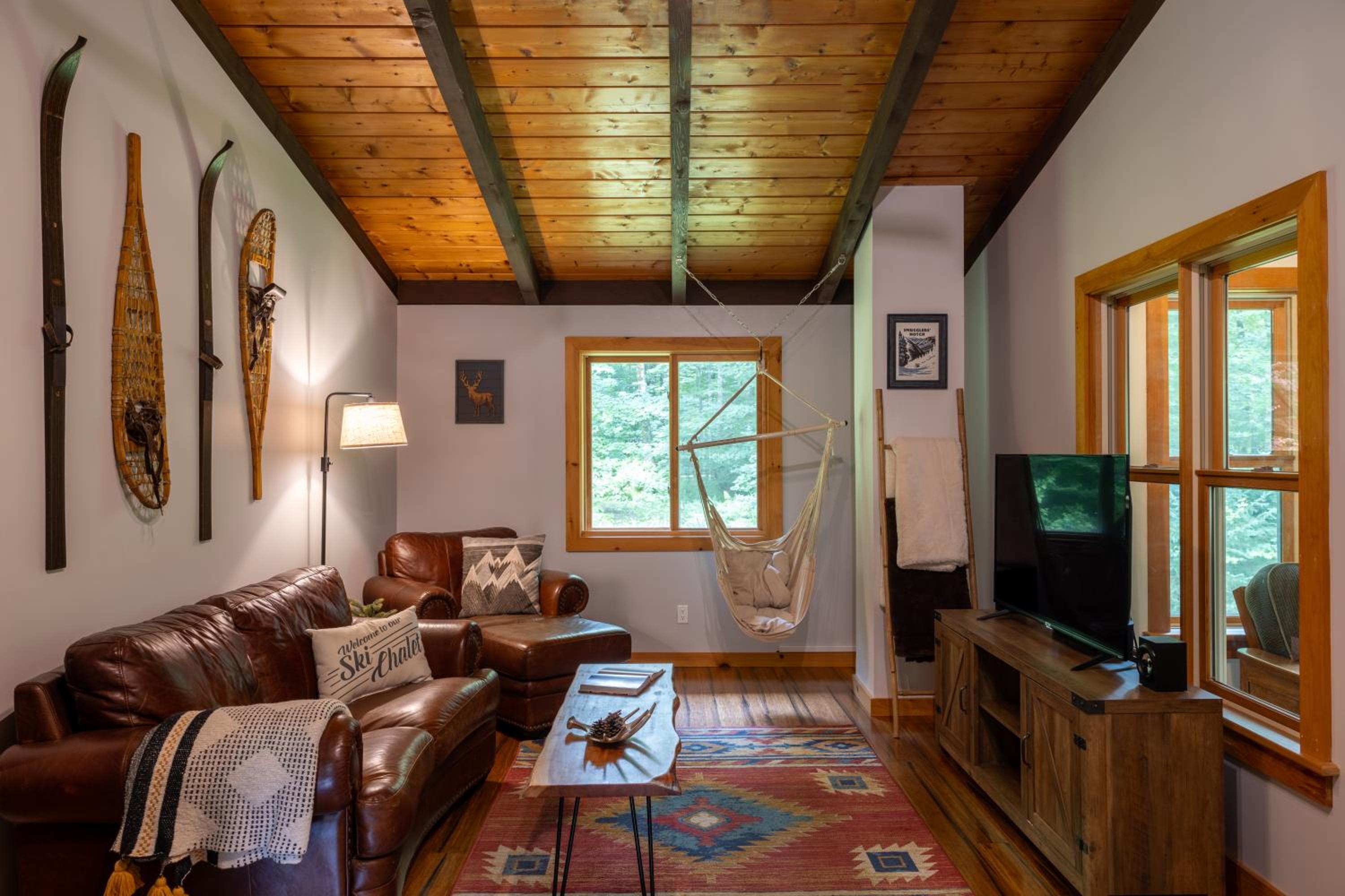 Iron Gate Chalet - 5 Minutes to Smugglers Notch! view 5