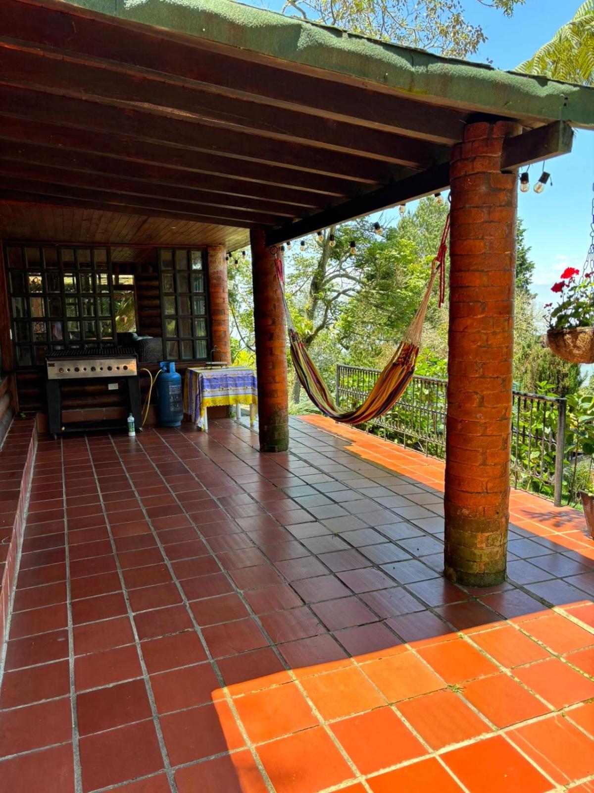 Dapa Chalet en las montañas con Jacuzzi
