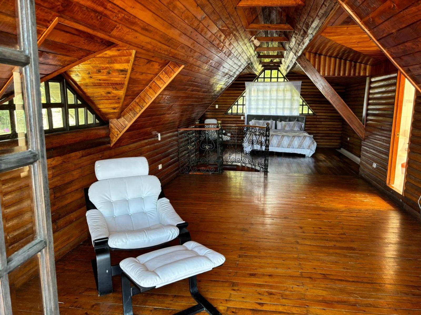 Dapa Chalet en las montañas con Jacuzzi