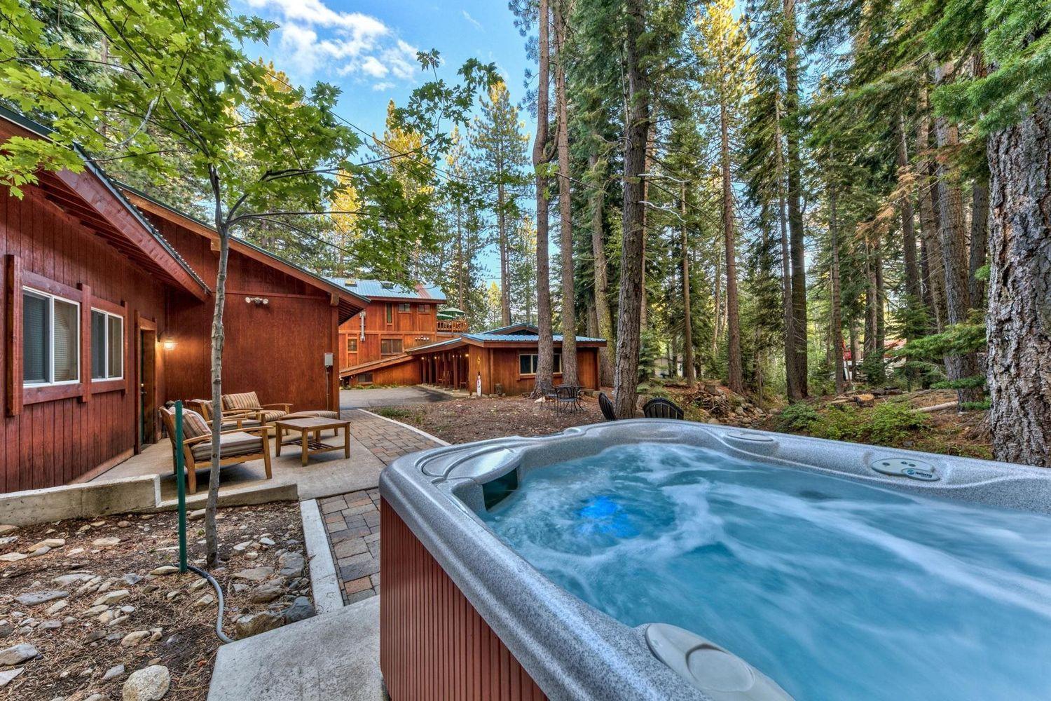 Donner Lake Inn view 3