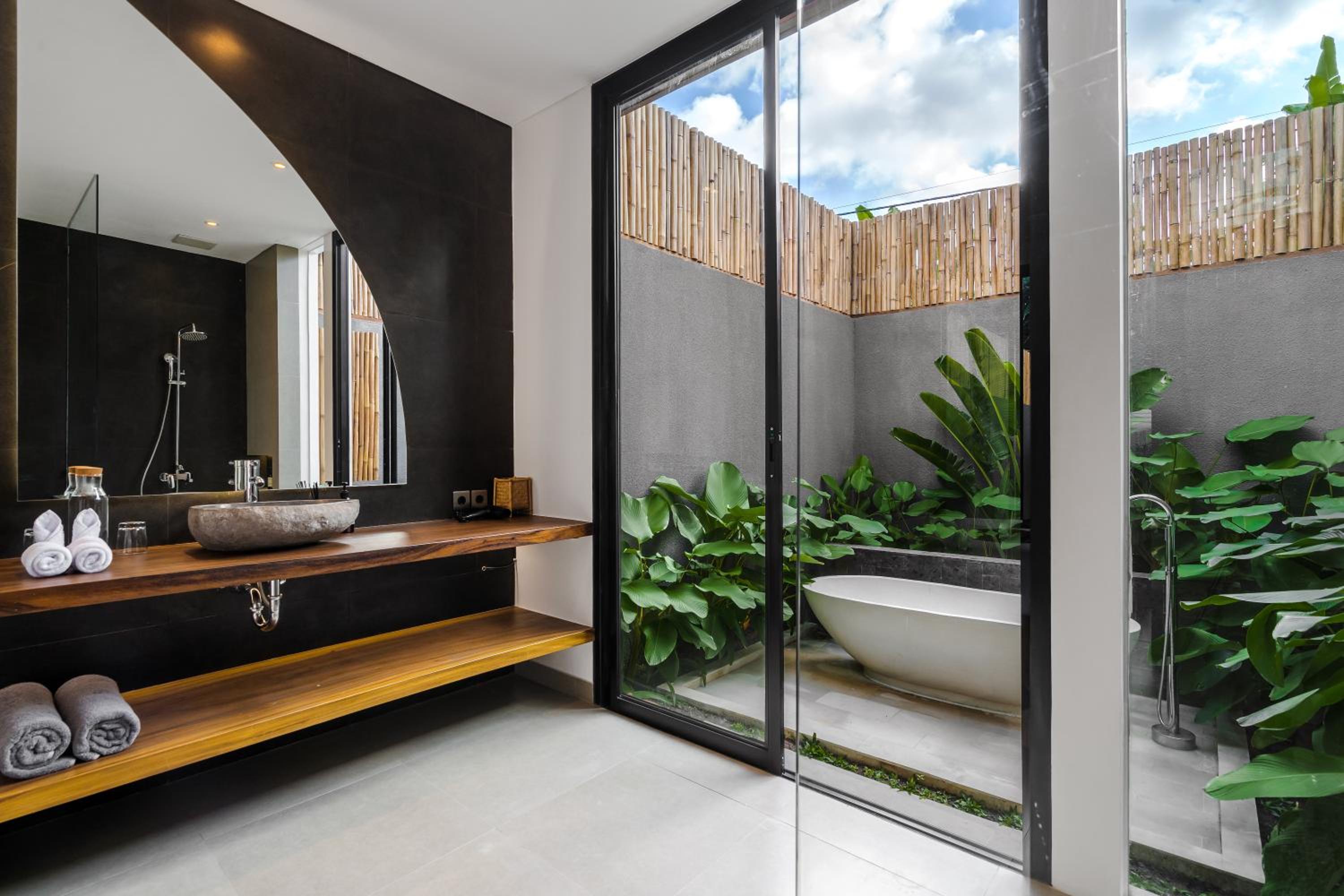 Villa Ohana by BaliSuperHost view 3