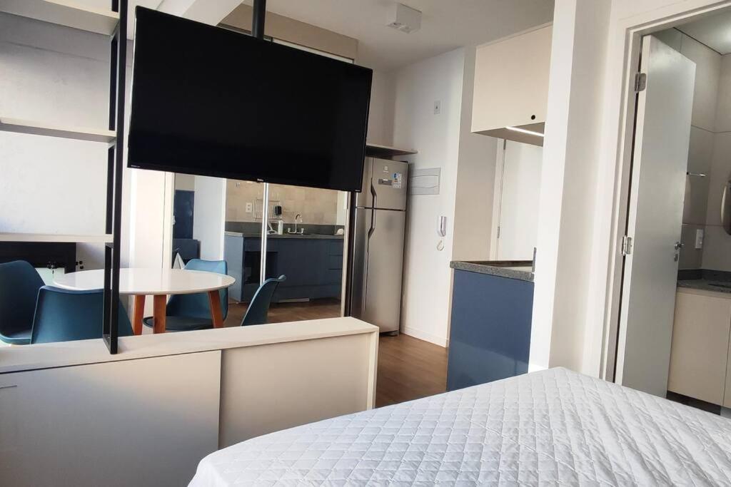 Studio moderno em Pinheiros - Alves Guimarães, Oscar Freire, Rebouças