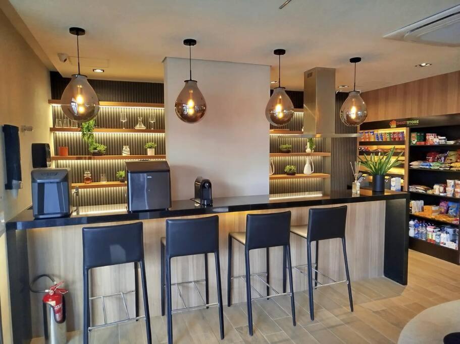Studio moderno em Pinheiros - Alves Guimarães, Oscar Freire, Rebouças