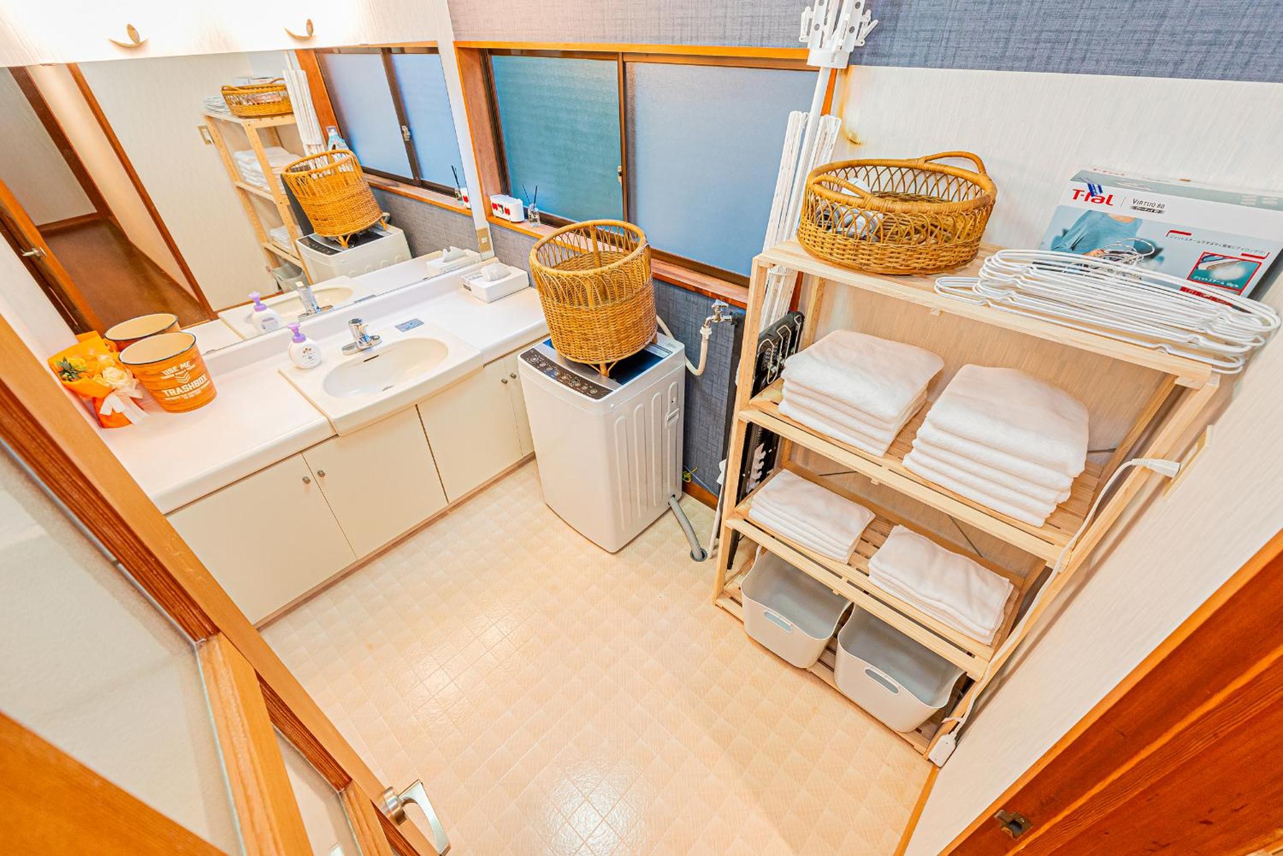 JoYSOUNDカラオケBBQや麻雀セット完備断崖の上に建てられた大型貸別荘