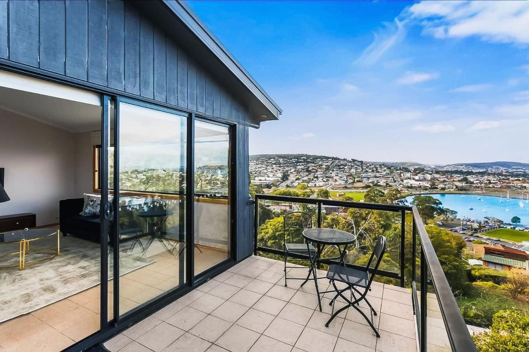 Leura Bayview Retreat - close to CBD&Air port
