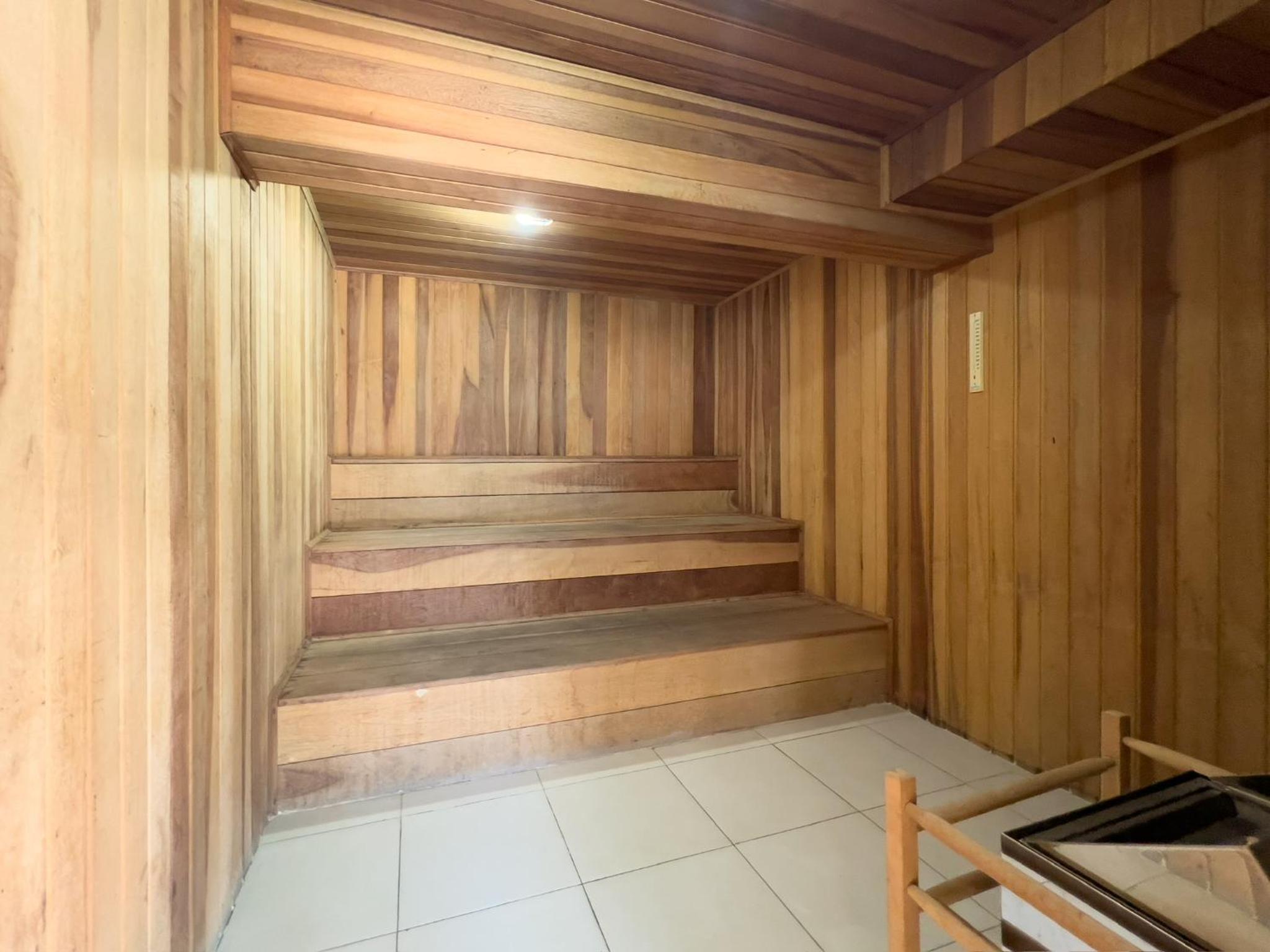 Piscina, churrasqueira, garagem, sauna e academia!