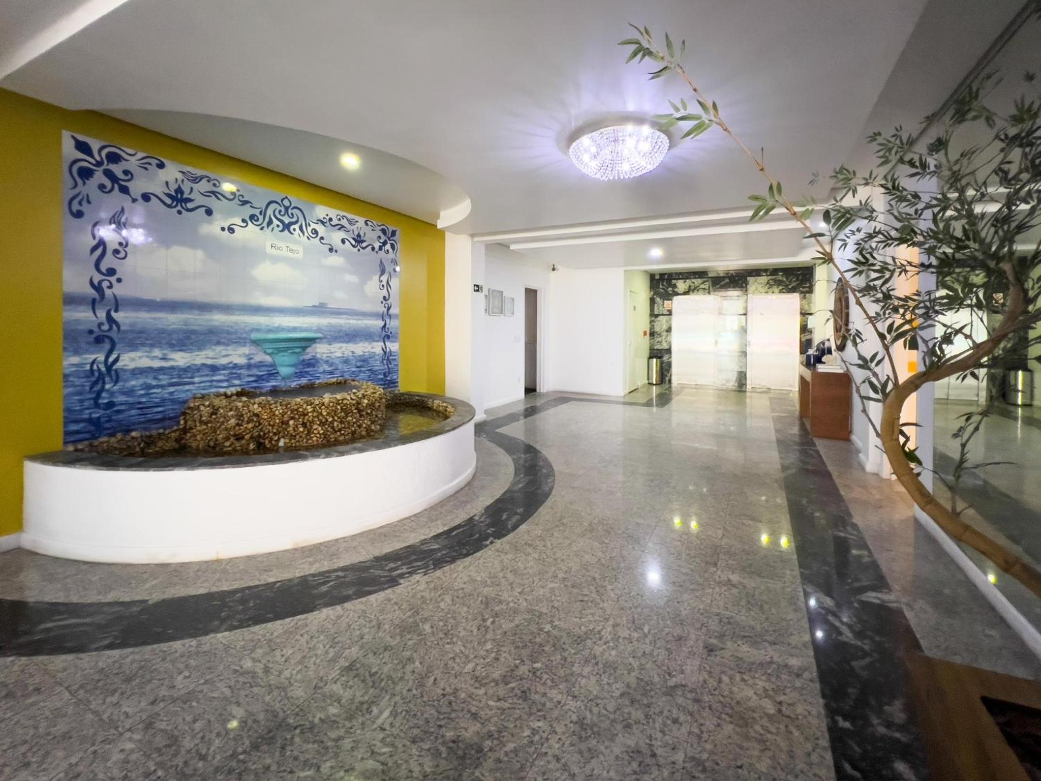 Piscina, churrasqueira, garagem, sauna e academia!