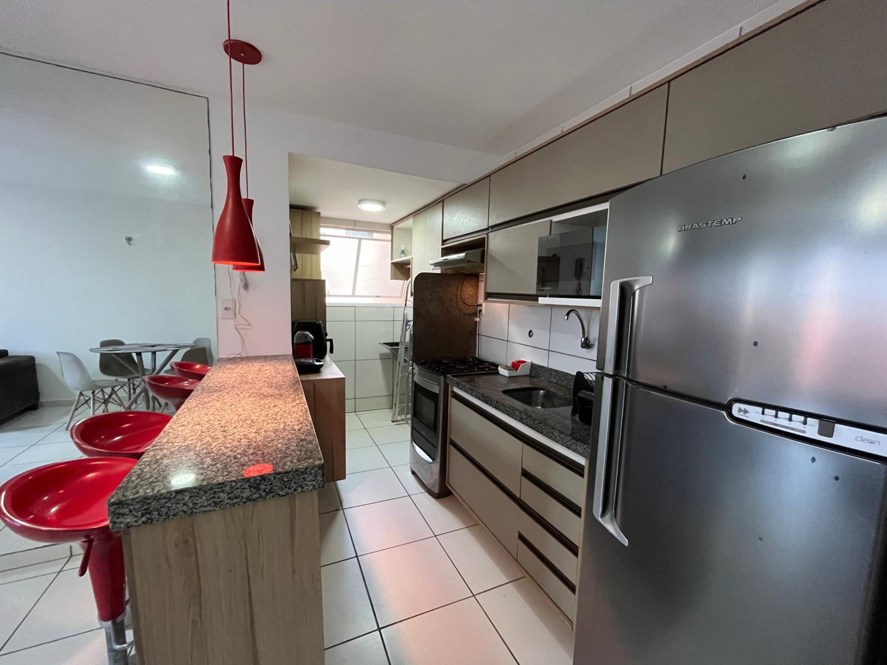Apto com elevador, muito ventilado e aconchegante