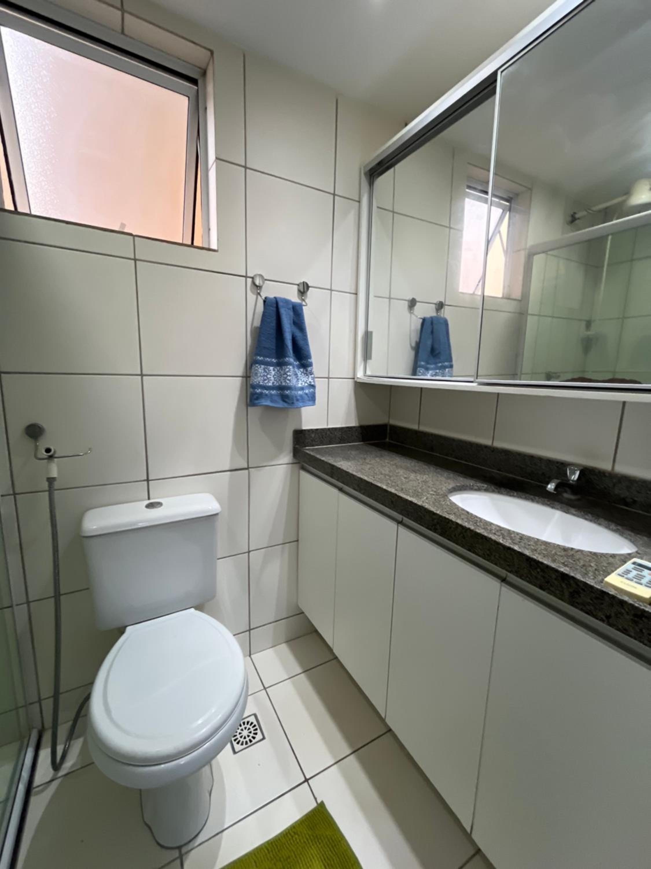 Apto com elevador, muito ventilado e aconchegante