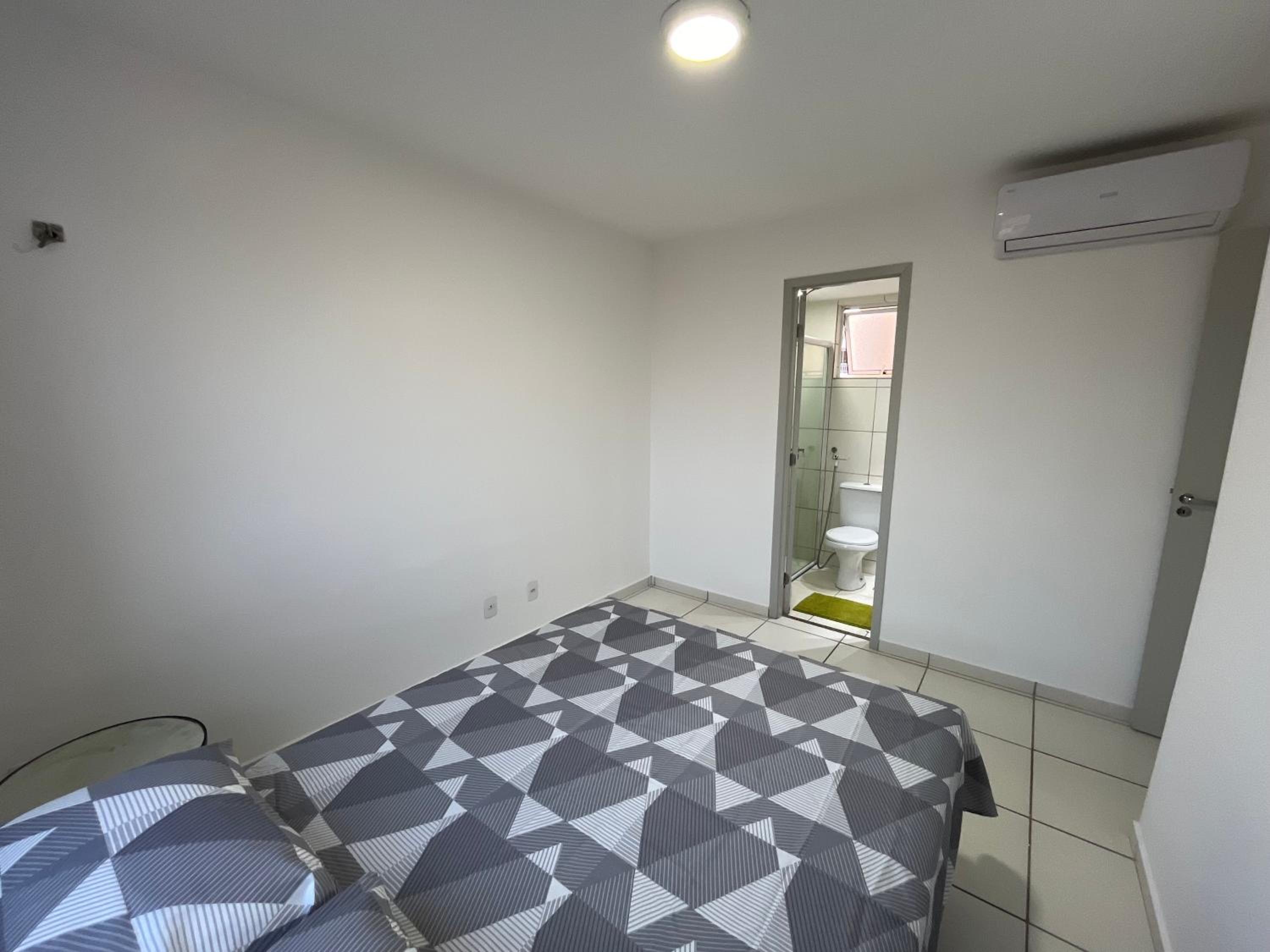 Apto com elevador, muito ventilado e aconchegante