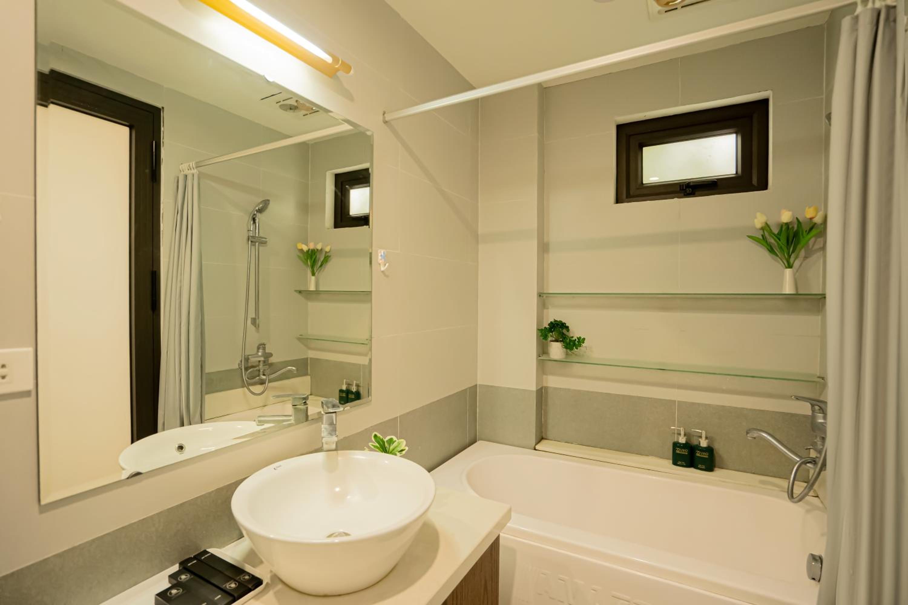 22housing Hotel & Residence 60 Linh Lang