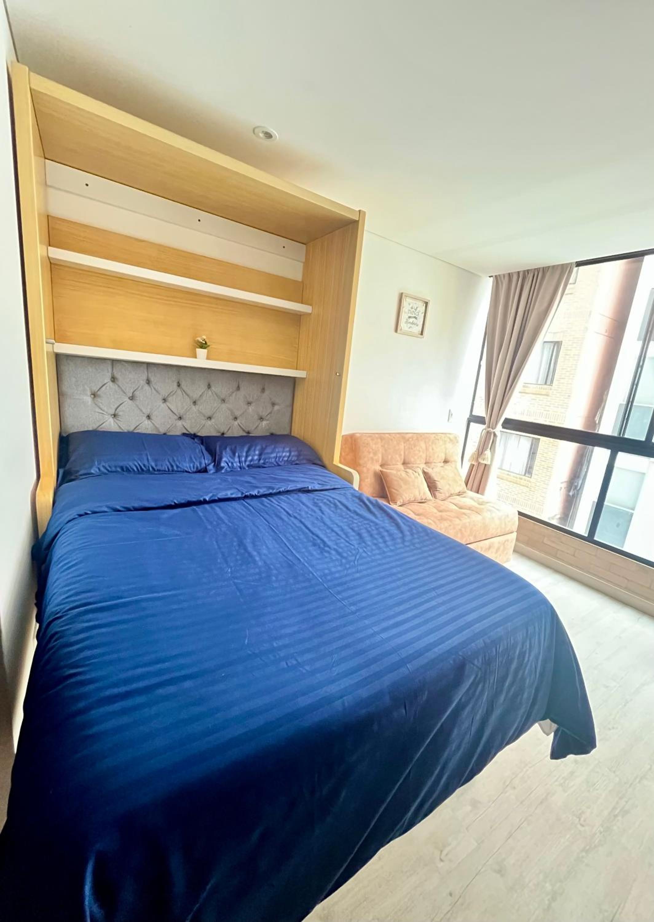 Hermoso Apartaestudio NUEVO cerca a embajada USA y Corferias