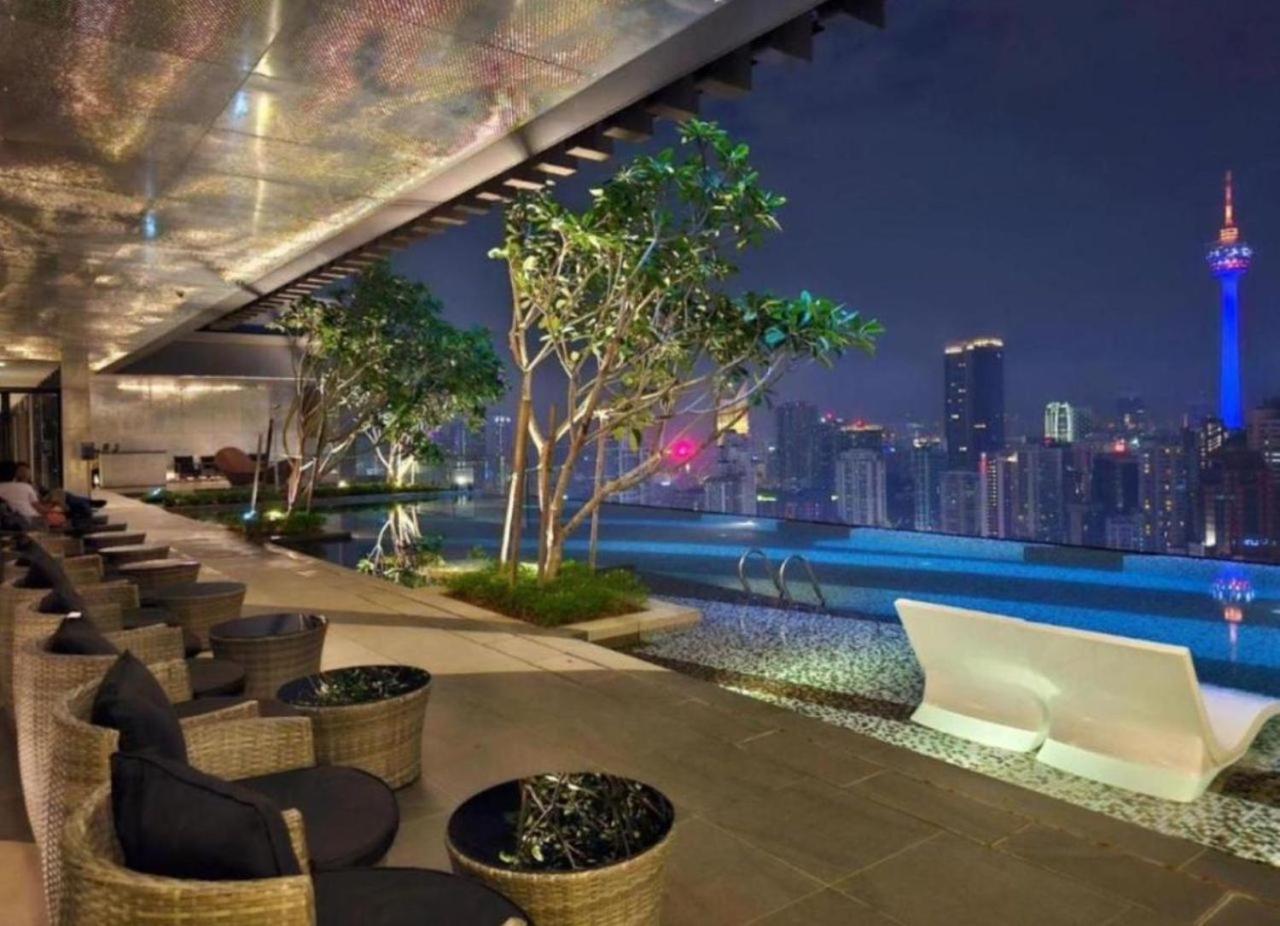 Axon suites Bukit bintang Rooftop Swimming pool