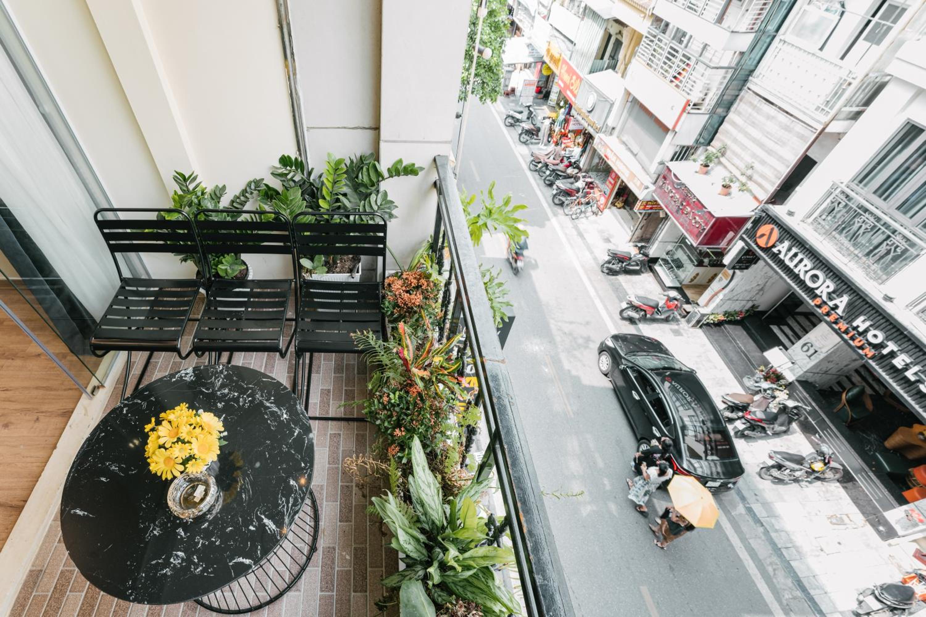 balance & terrace