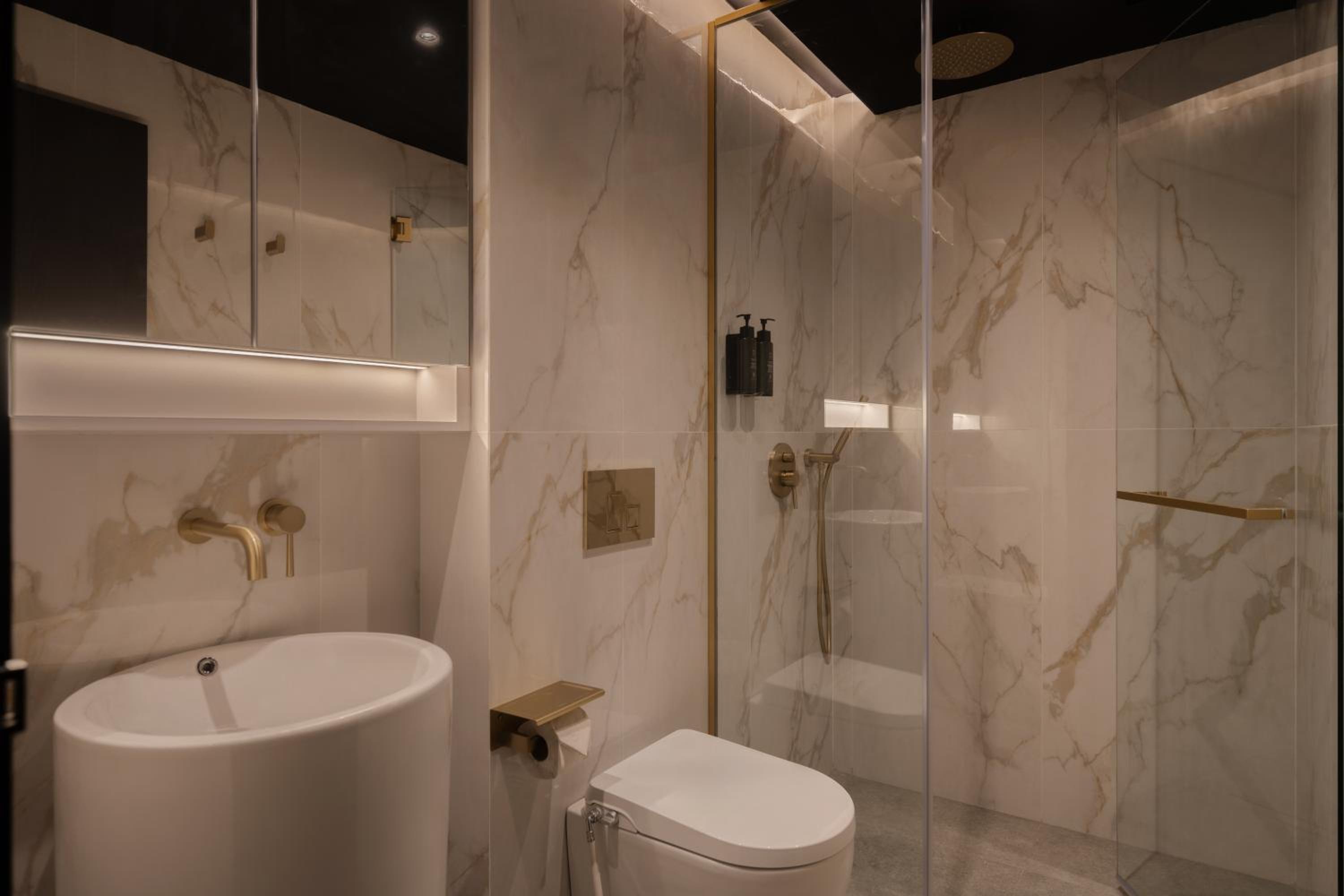 Cube Social Boutique Capsule Hotel at Boat Quay