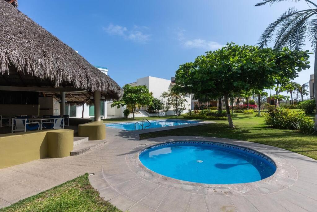 Casa Flamingos Coco view 2